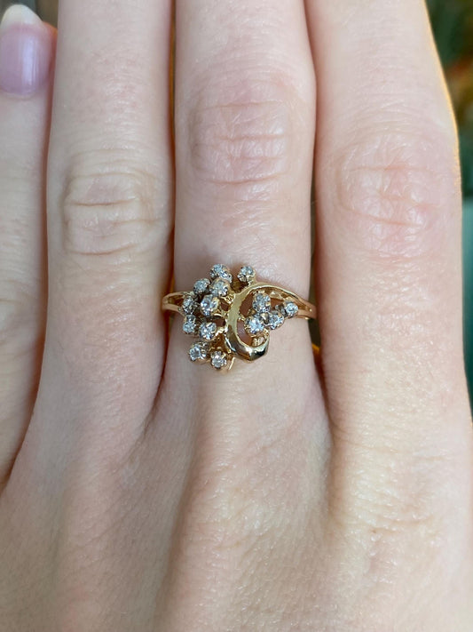Vintage Solid 14k Yellow Gold Diamond Cluster Ring - Size 6