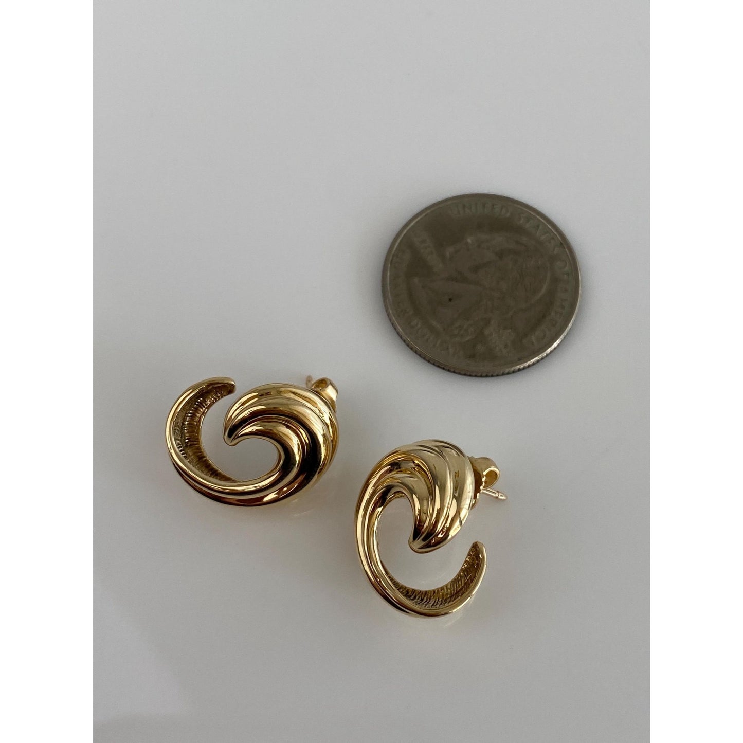 Vintage Solid 14k Yellow Gold Twist Stud Earrings