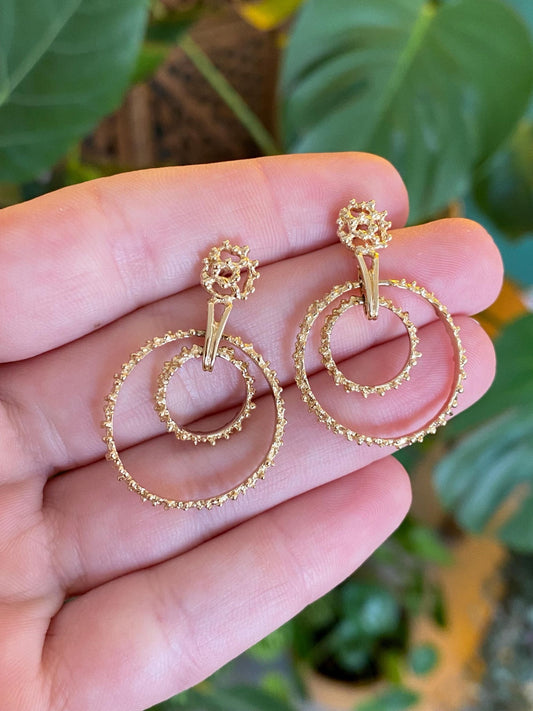 Vintage Solid 14k Yellow Gold Textured Circle Dangle Stud Earrings