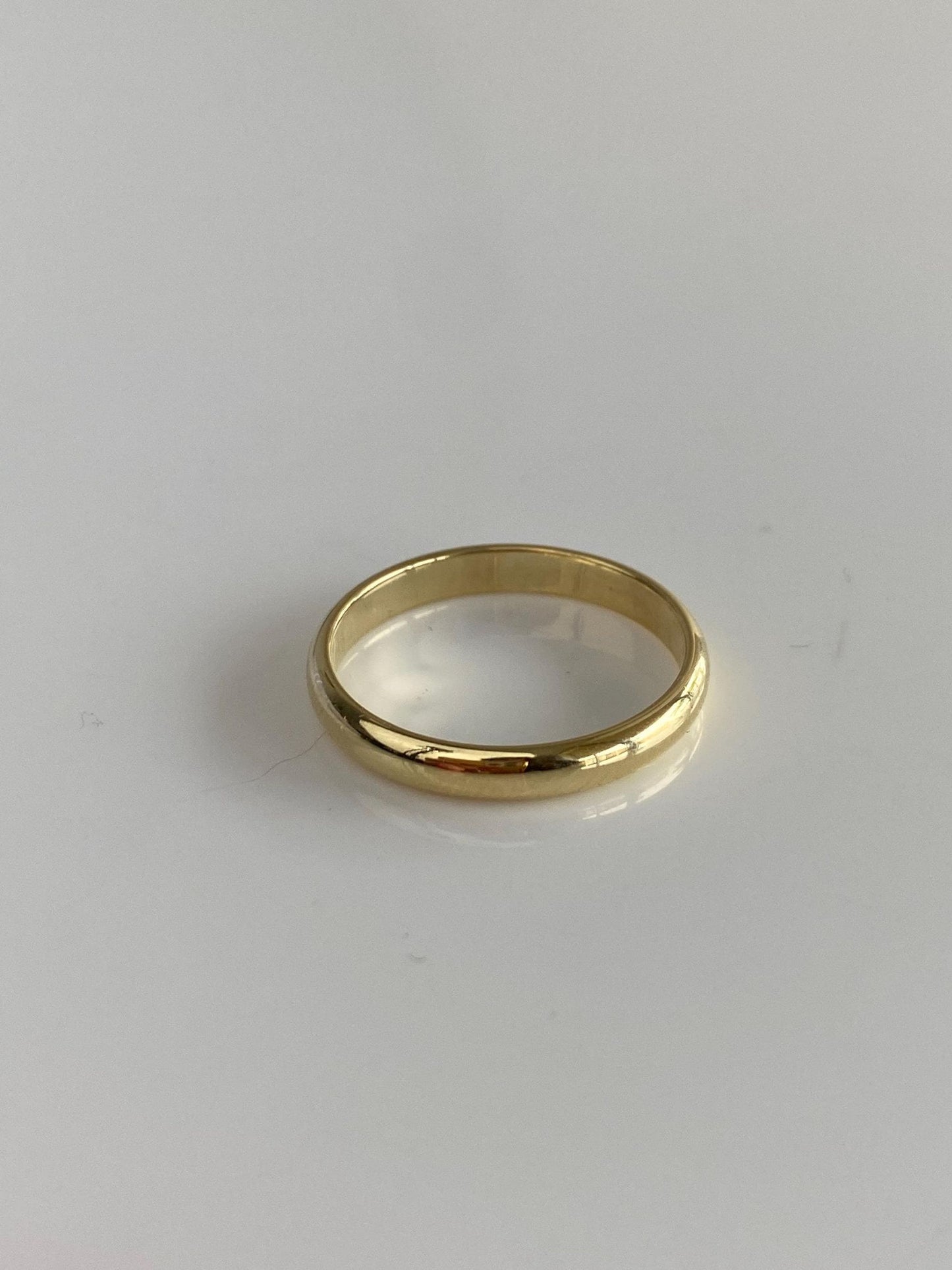 Vintage Solid 14k Yellow Gold Ring Band - Size 8.5