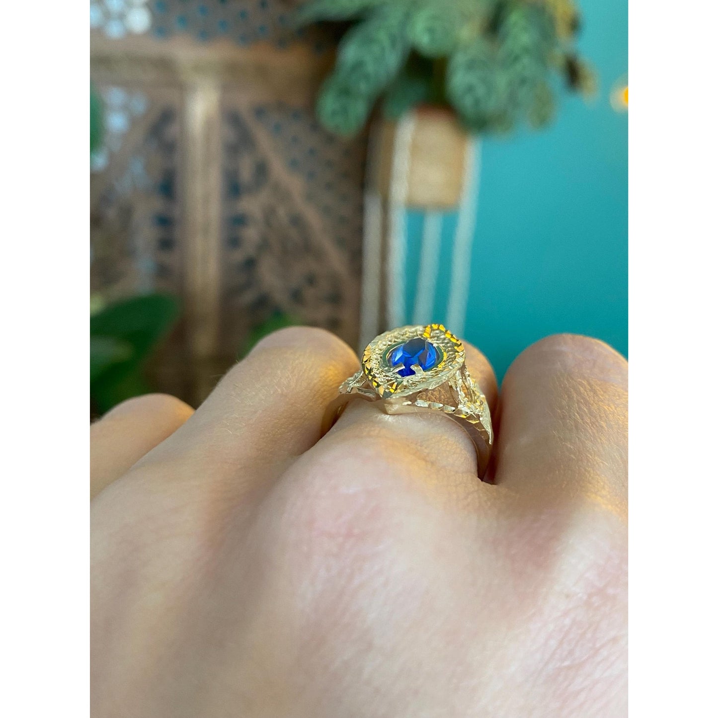 Solid 10k Yellow Gold Diamond Cut Blue Cubic Zirconia Ring - Size 7.5