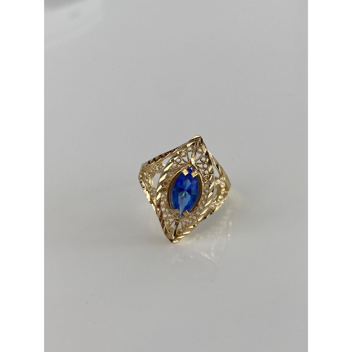 Solid 10k Yellow Gold Diamond Cut Blue Cubic Zirconia Ring - Size 7.5