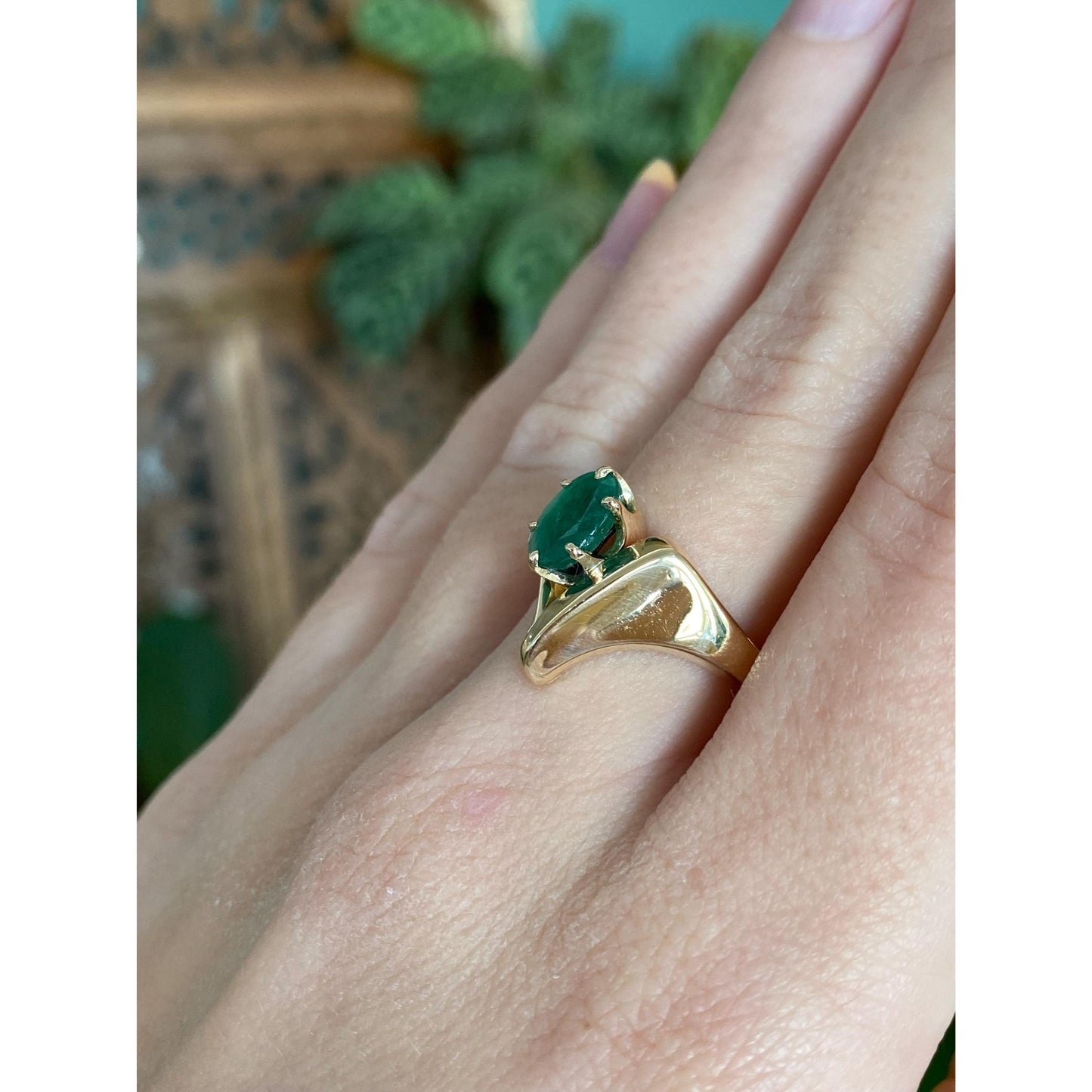 Vintage Solid 14k Yellow Gold Emerald Ring - Size 6.75