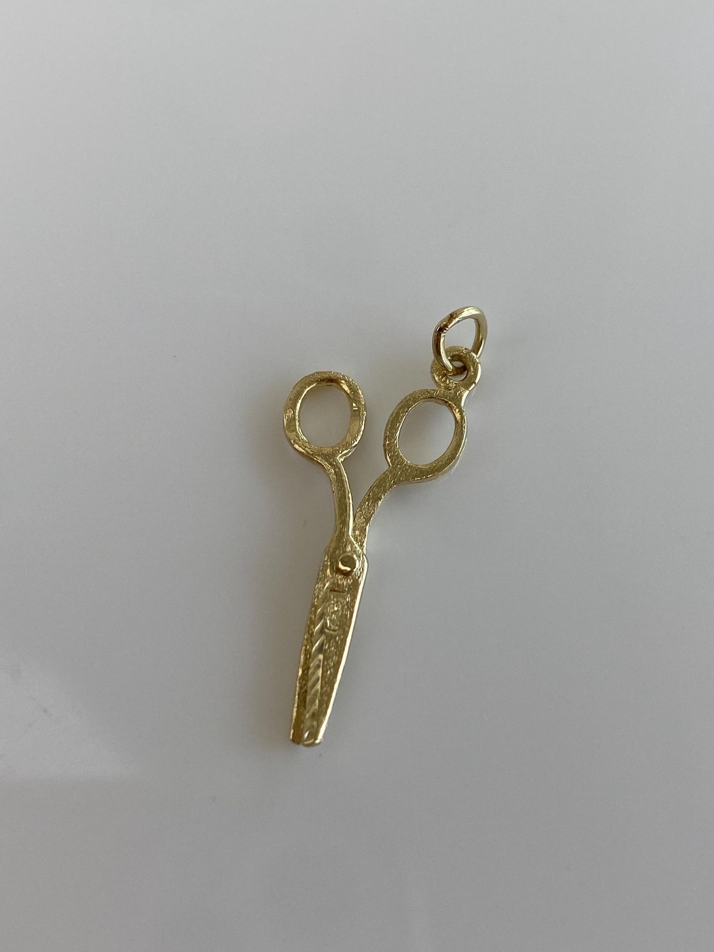 Vintage Solid 14k Yellow Gold Articulated Scissors Charm