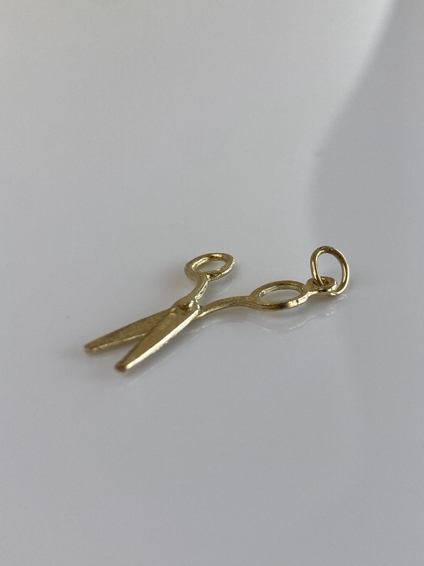 Vintage Solid 14k Yellow Gold Articulated Scissors Charm
