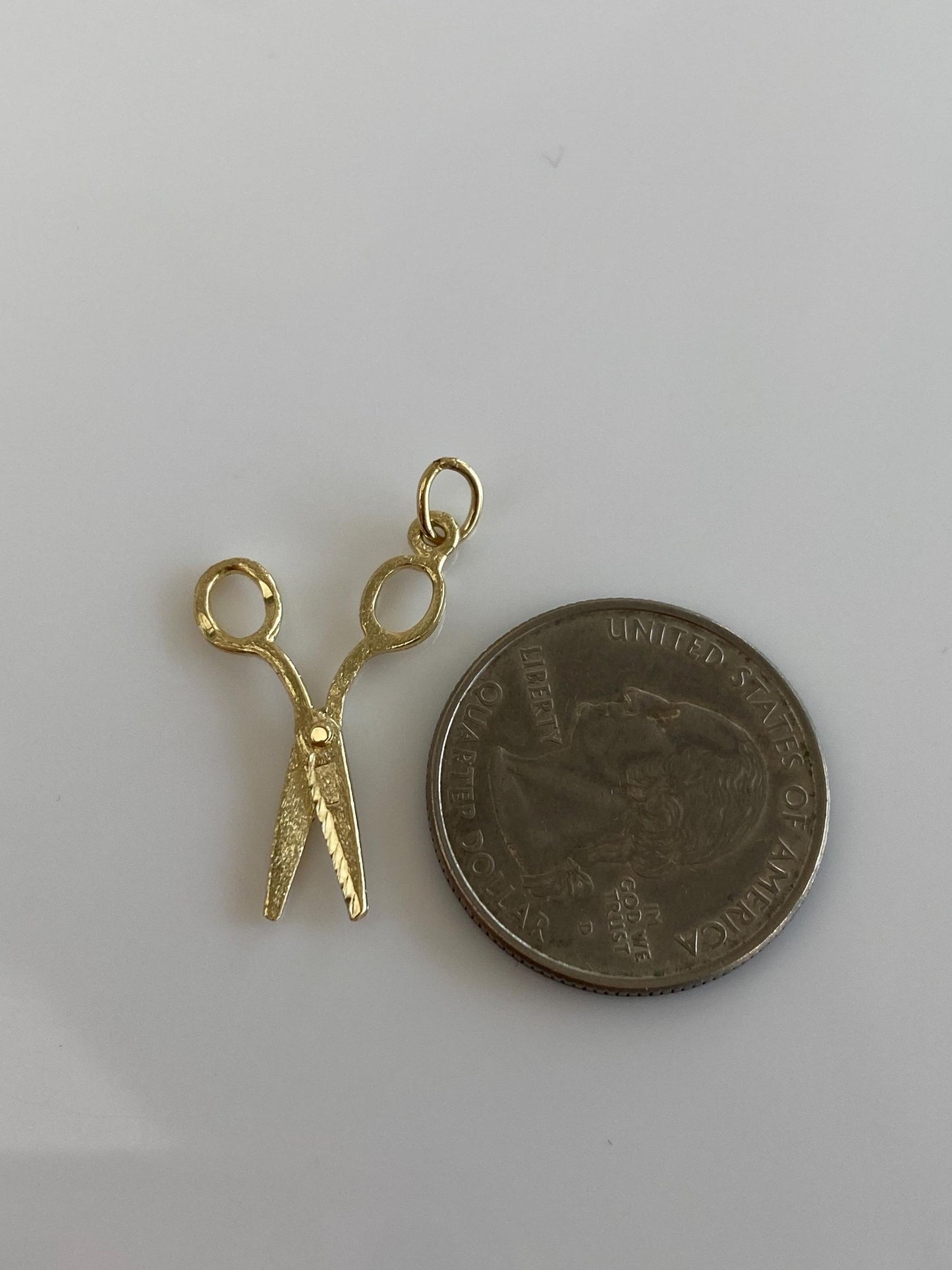 Vintage Solid 14k Yellow Gold Articulated Scissors Charm