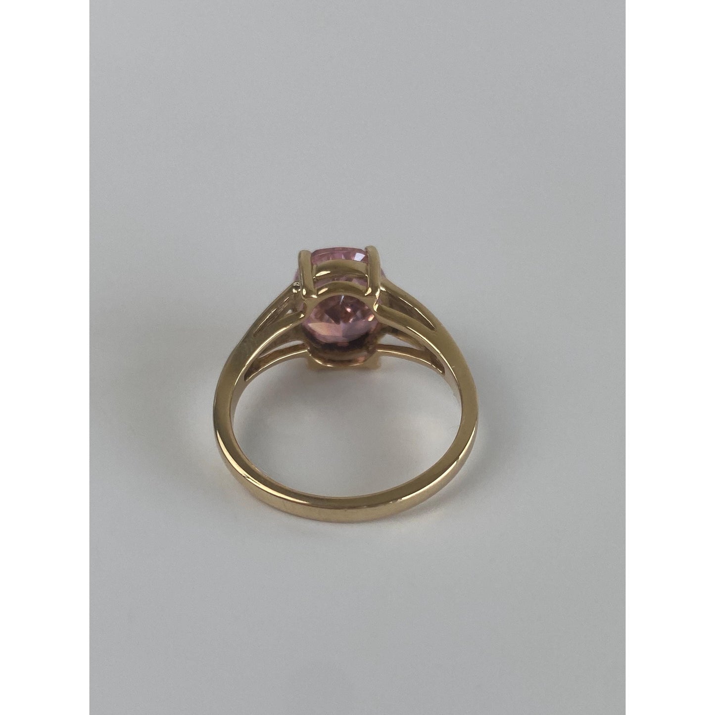 Vintage Solid 10k Yellow Gold Light Pink Cubic Zirconia Ring - Size 5.75