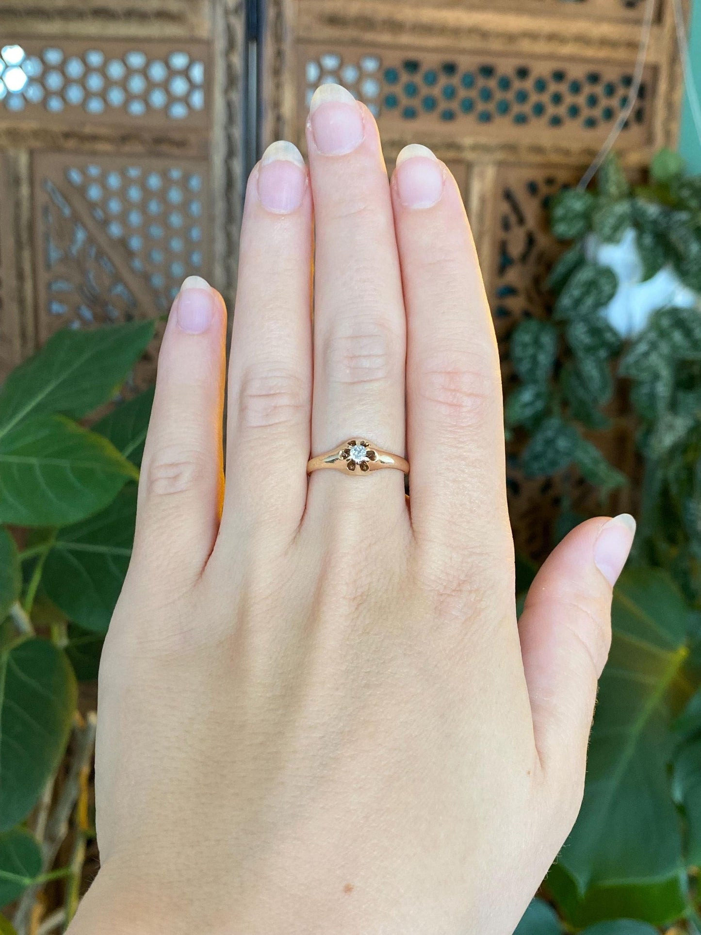 Vintage Solid 14k Yellow Gold Belcher Set Diamond Ring - Size 7.25