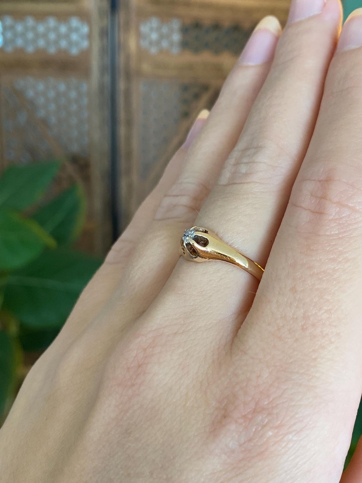 Vintage Solid 14k Yellow Gold Belcher Set Diamond Ring - Size 7.25