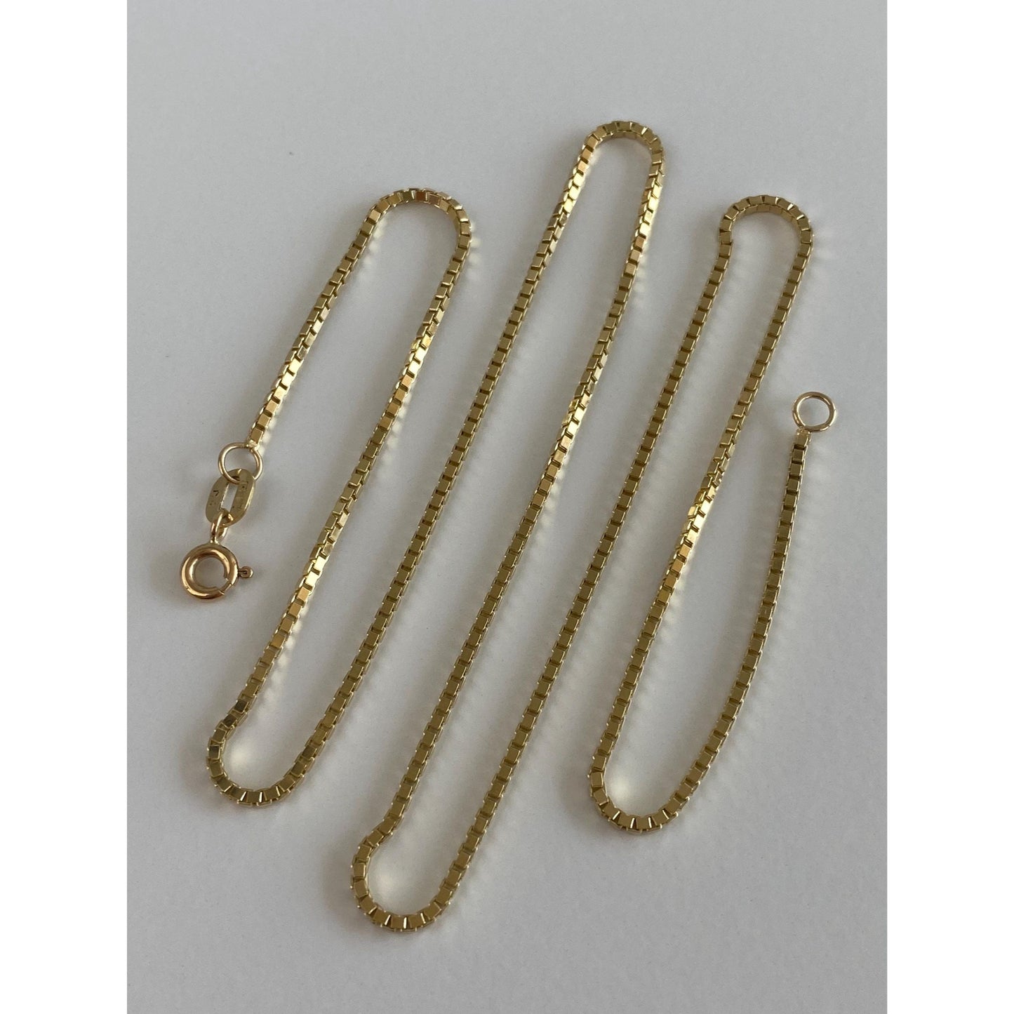 Vintage Solid 18k Yellow Gold Box Chain Necklace - 18 inches