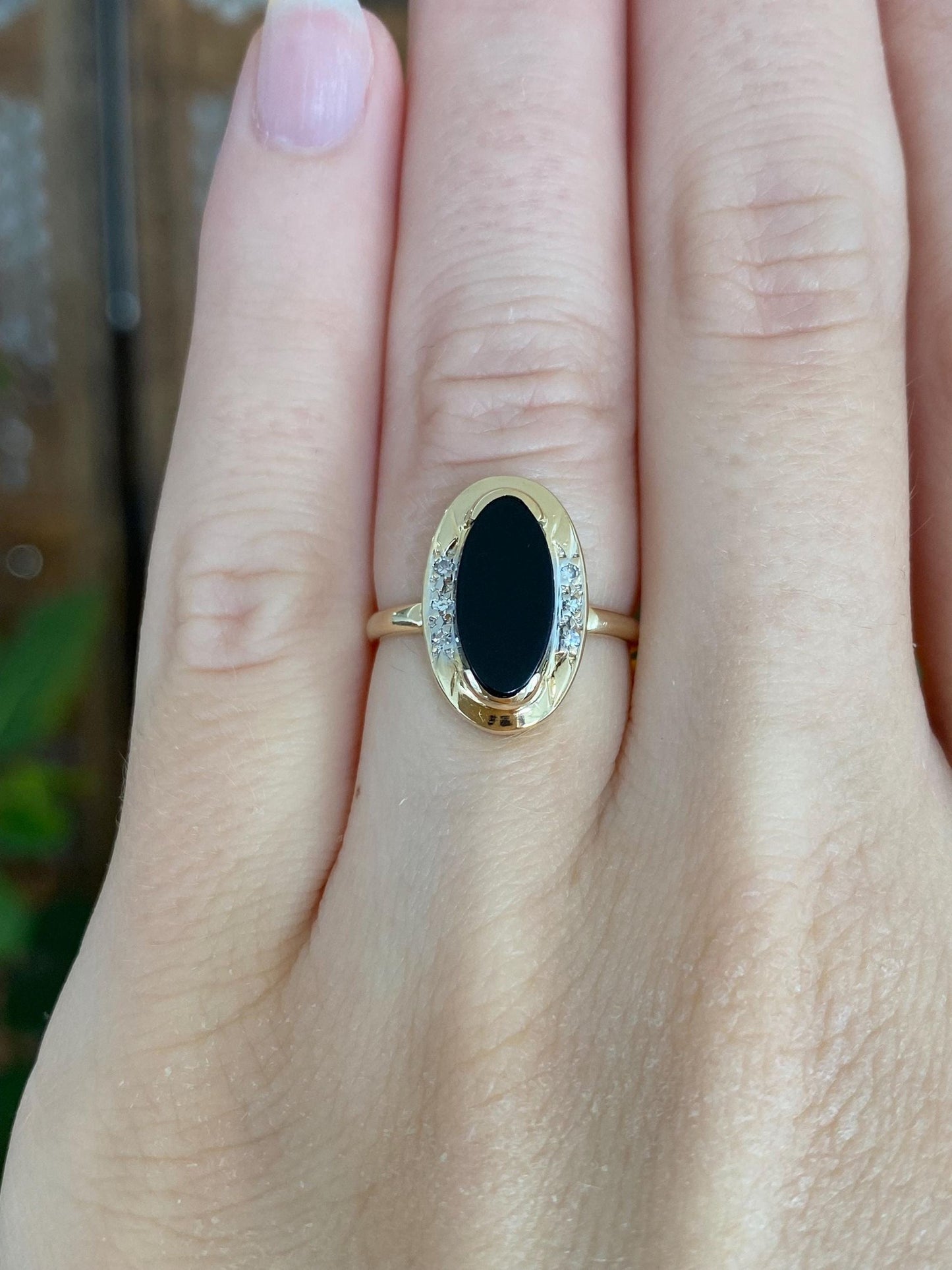 Vintage Solid 14k Yellow Gold Diamonds Black Onyx Ring - Size 5