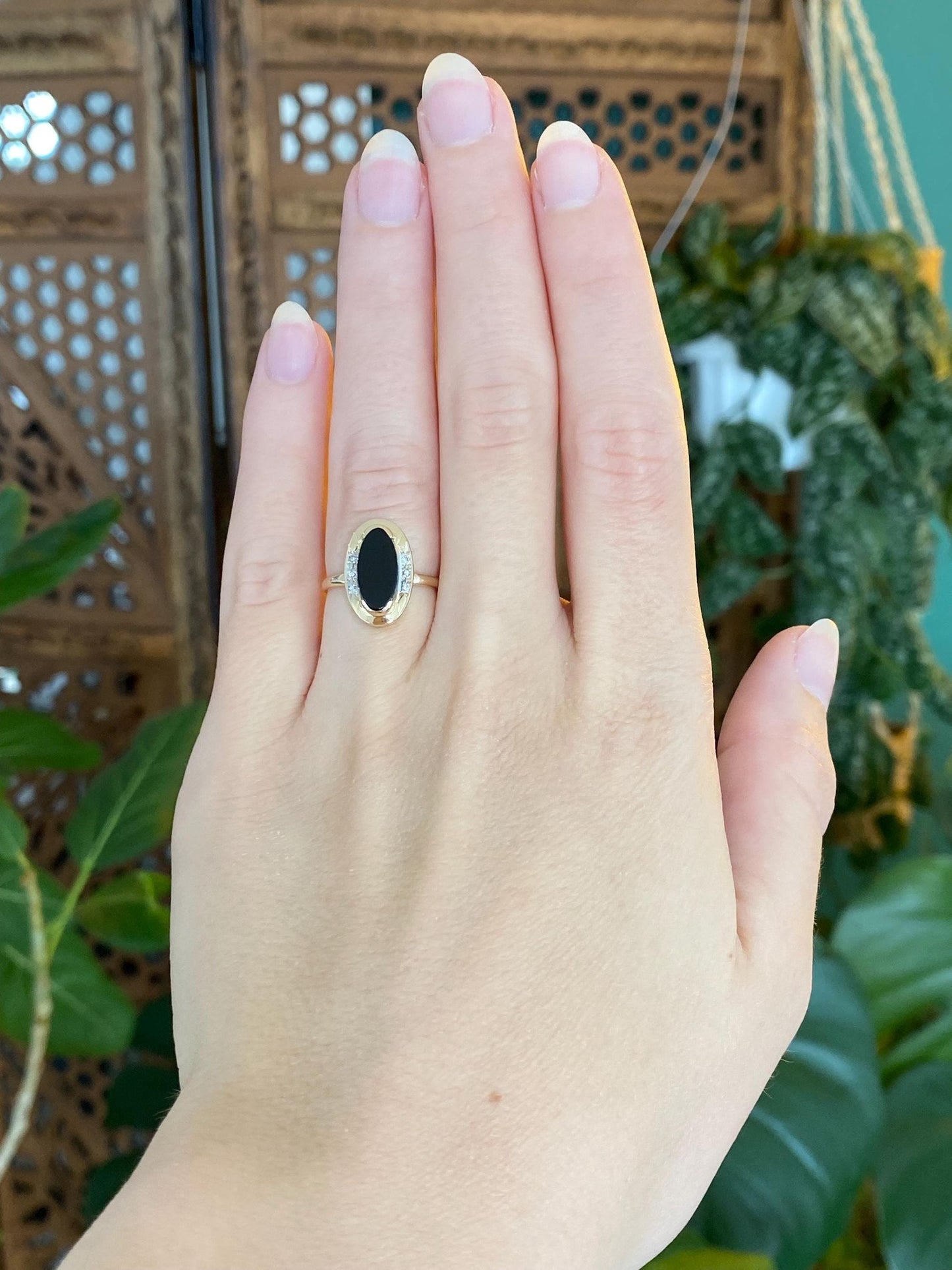 Vintage Solid 14k Yellow Gold Diamonds Black Onyx Ring - Size 5