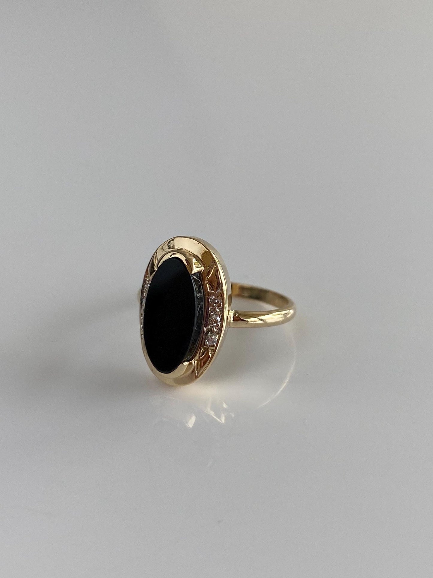 Vintage Solid 14k Yellow Gold Diamonds Black Onyx Ring - Size 5