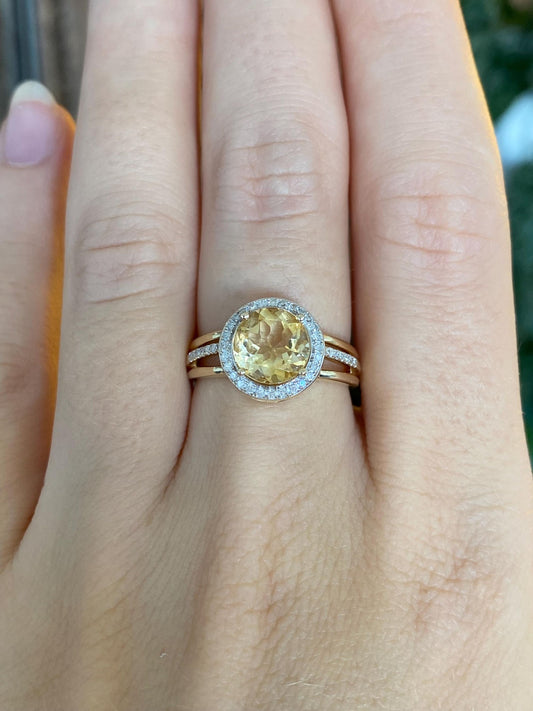 Vintage Solid 14k Yellow Gold Diamond Halo Citrine Ring - Size 6.75