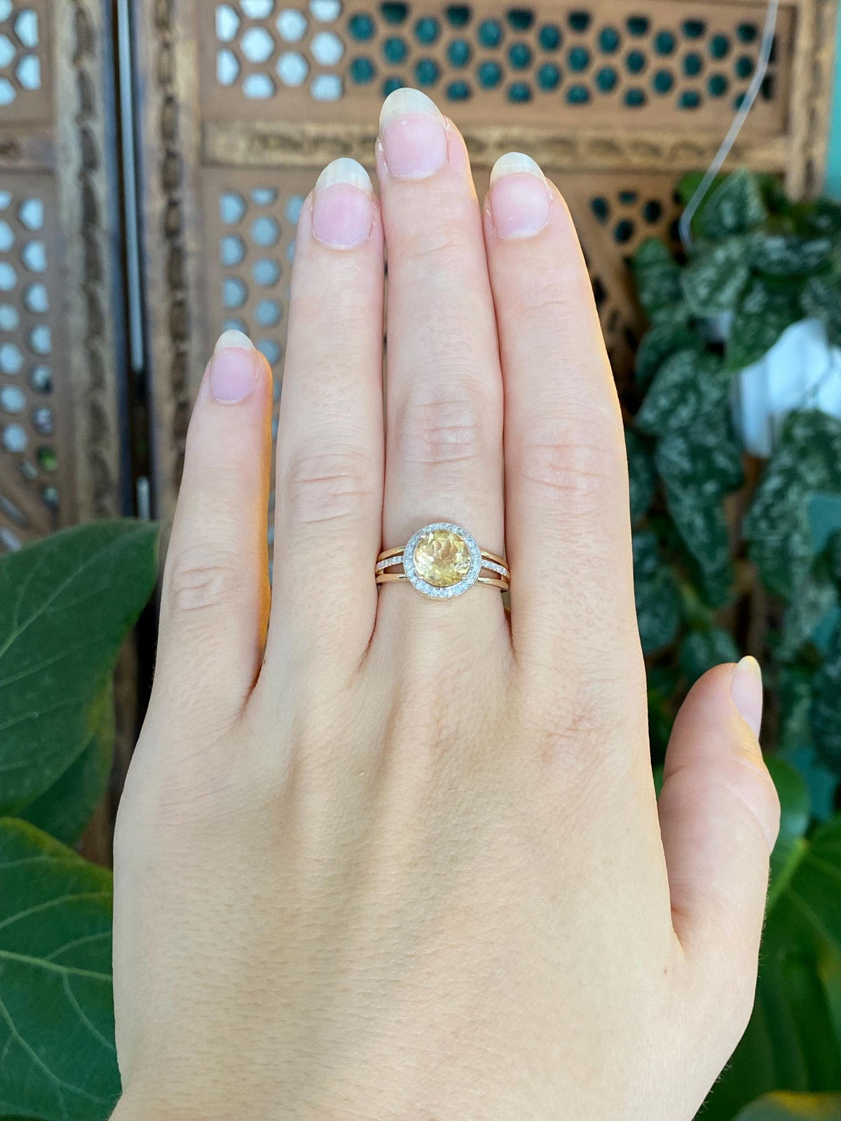 Vintage Solid 14k Yellow Gold Diamond Halo Citrine Ring - Size 6.75