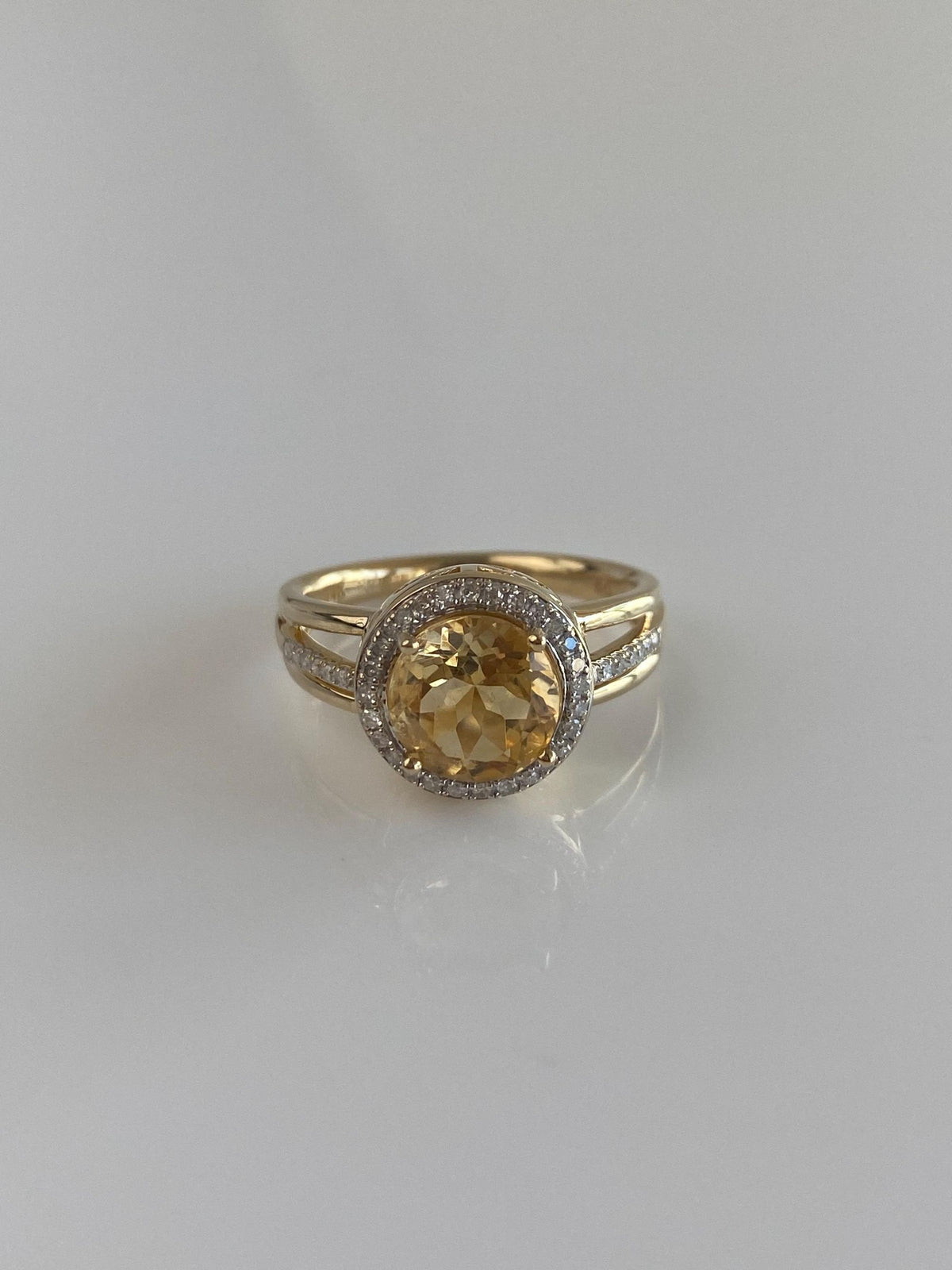 Vintage Solid 14k Yellow Gold Diamond Halo Citrine Ring - Size 6.75