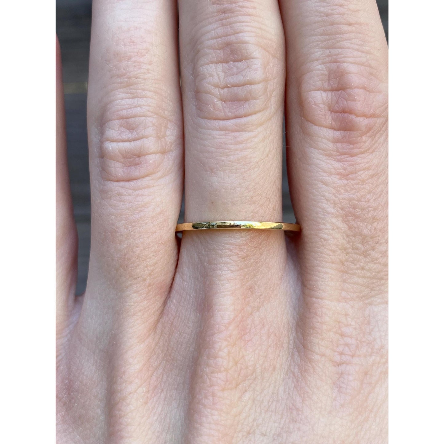 Vintage Solid 18k Yellow Gold Slim Ring Band - Size 8.75