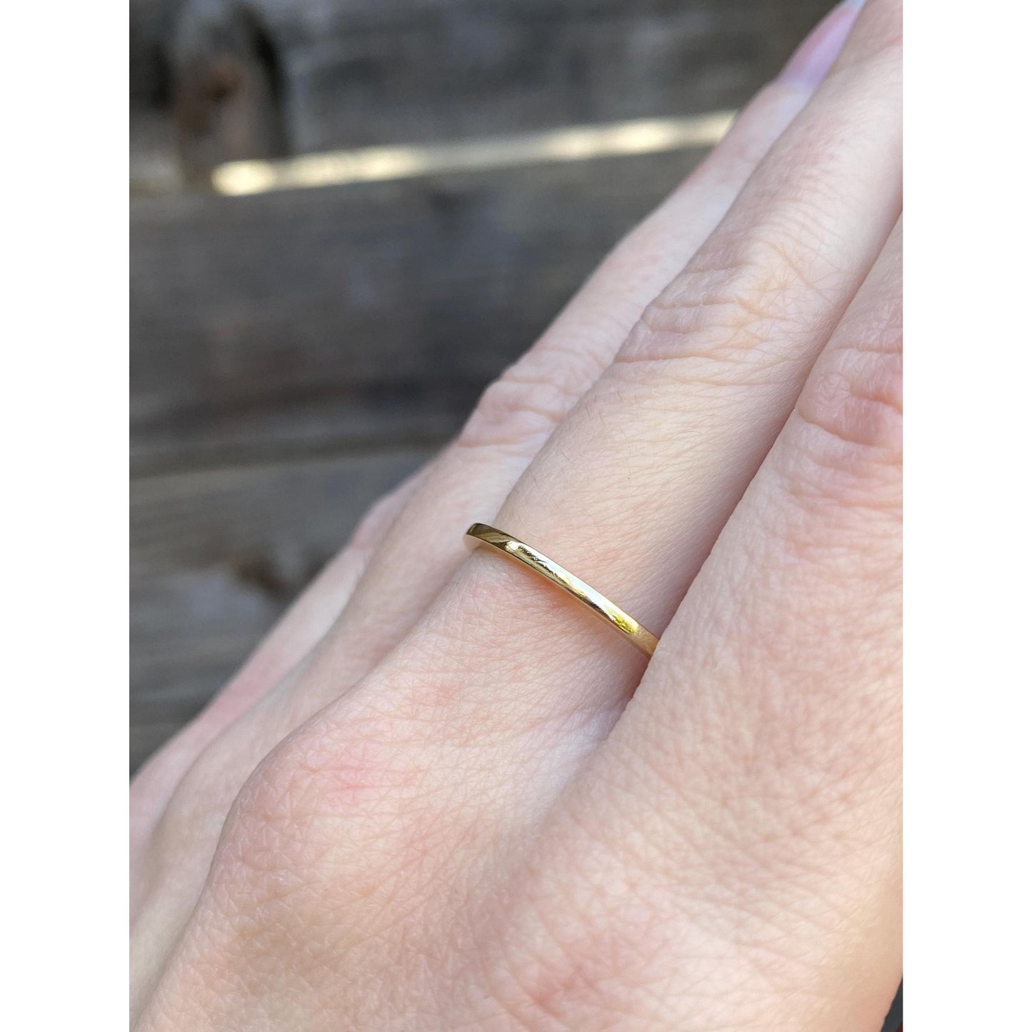 Vintage Solid 18k Yellow Gold Slim Ring Band - Size 8.75