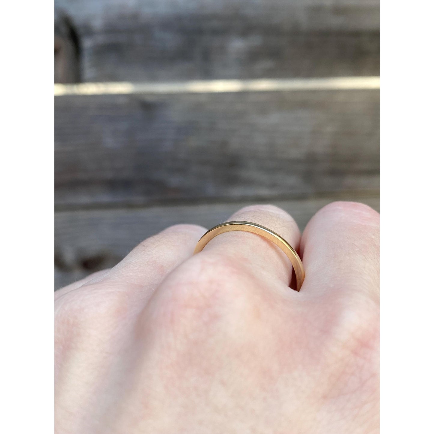 Vintage Solid 18k Yellow Gold Slim Ring Band - Size 8.75