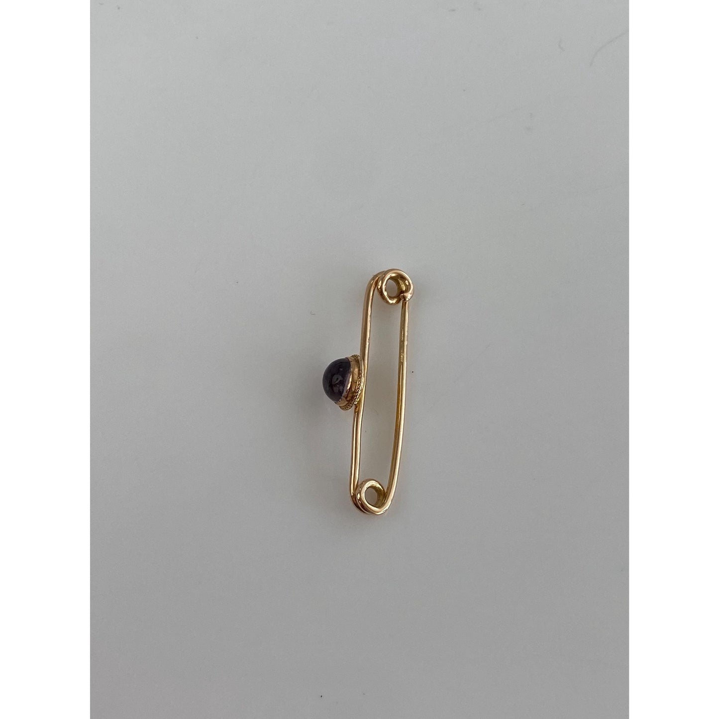 Vintage Solid 14k Yellow Gold Amethyst Safety Pin
