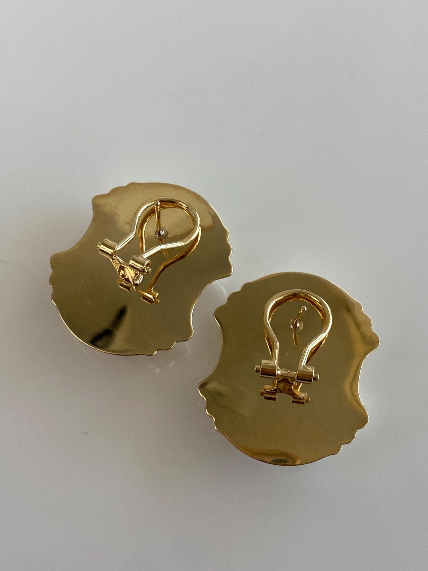 Vintage 14k Yellow Gold Large Designed Domed Drop Earrings