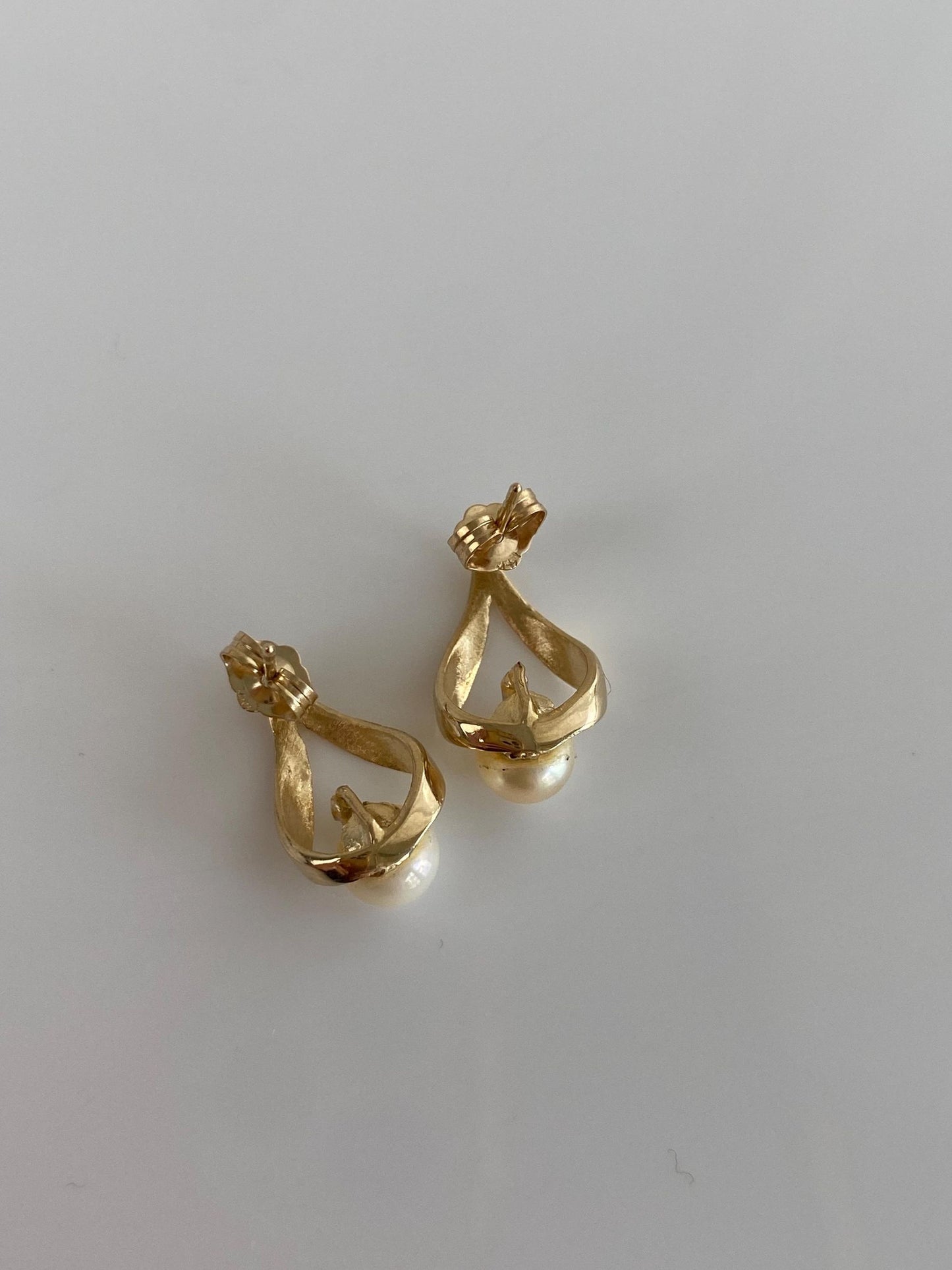 Vintage Solid 14k Yellow Gold Clear Sapphire Pearl Drop Earrings