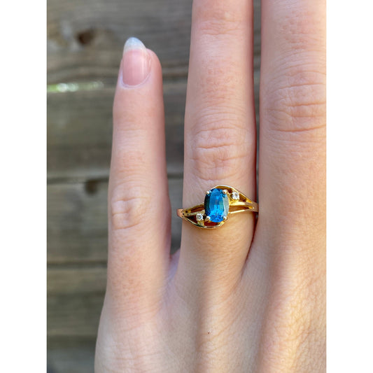 Vintage Solid 14k Yellow Gold Topaz Diamond Ring - Size 5.75