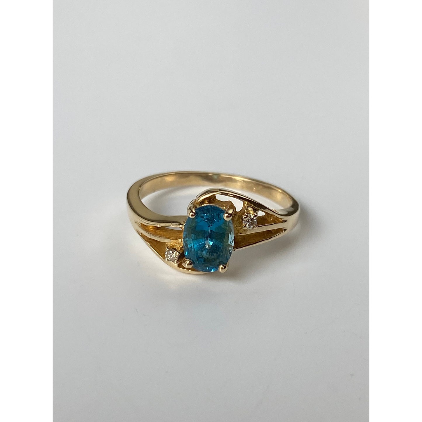 Vintage Solid 14k Yellow Gold Topaz Diamond Ring - Size 5.75