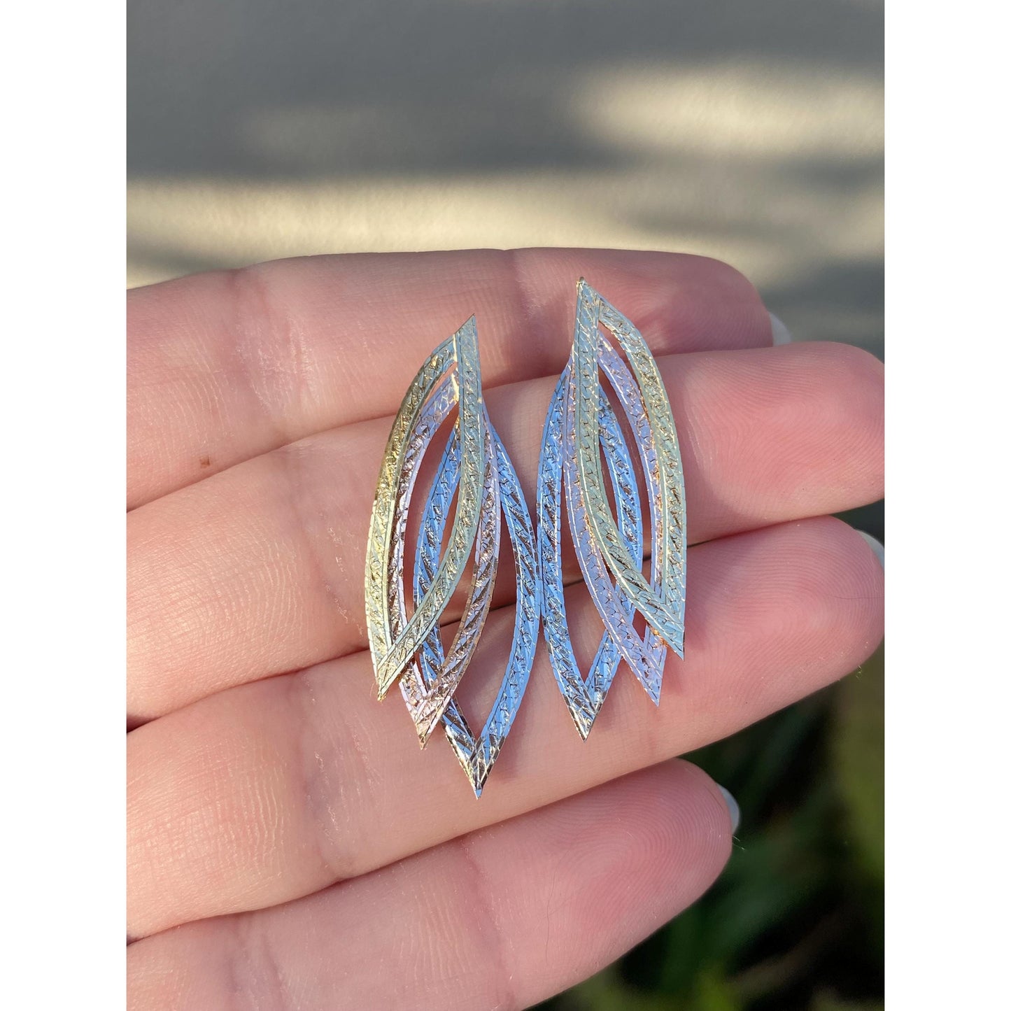 Vintage Solid 14k Tri Tone Gold Diamond Cut Flat Chain Stud Earrings