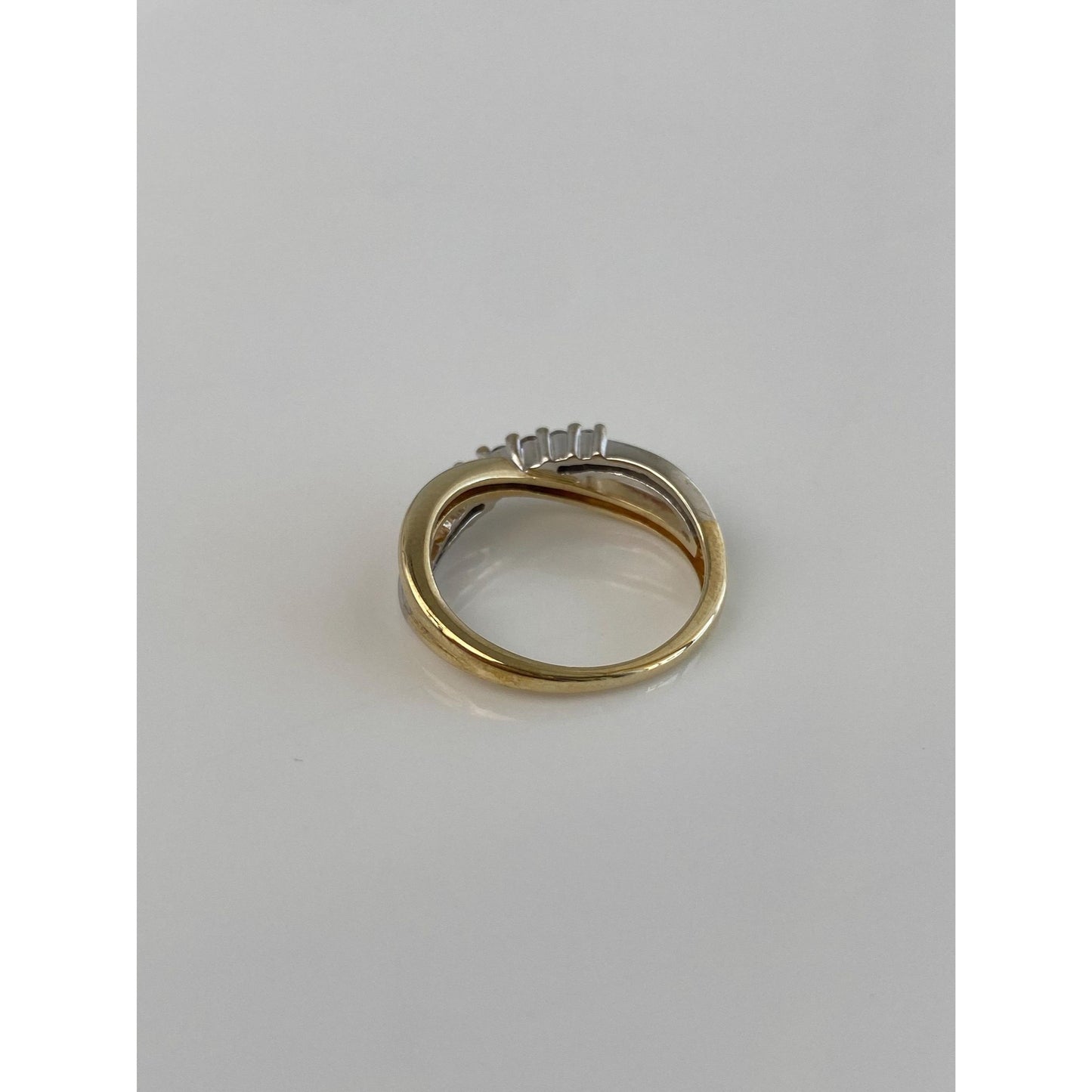Vintage Solid 10k White & Yellow Gold Diamond Twist Ring - Size 5.5