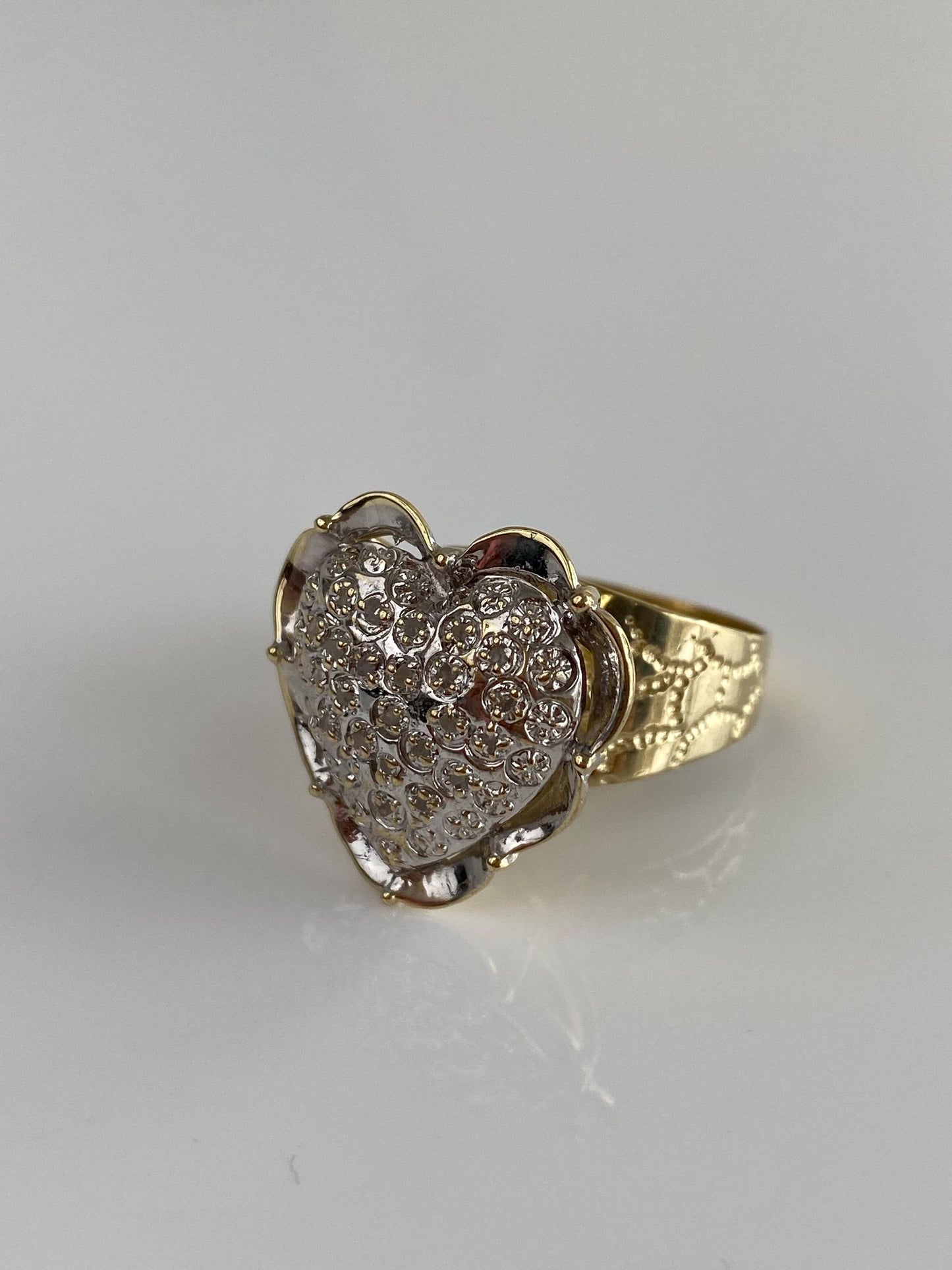 Vintage Solid 10k White & Yellow Gold Diamond Heart Ring - Size 9