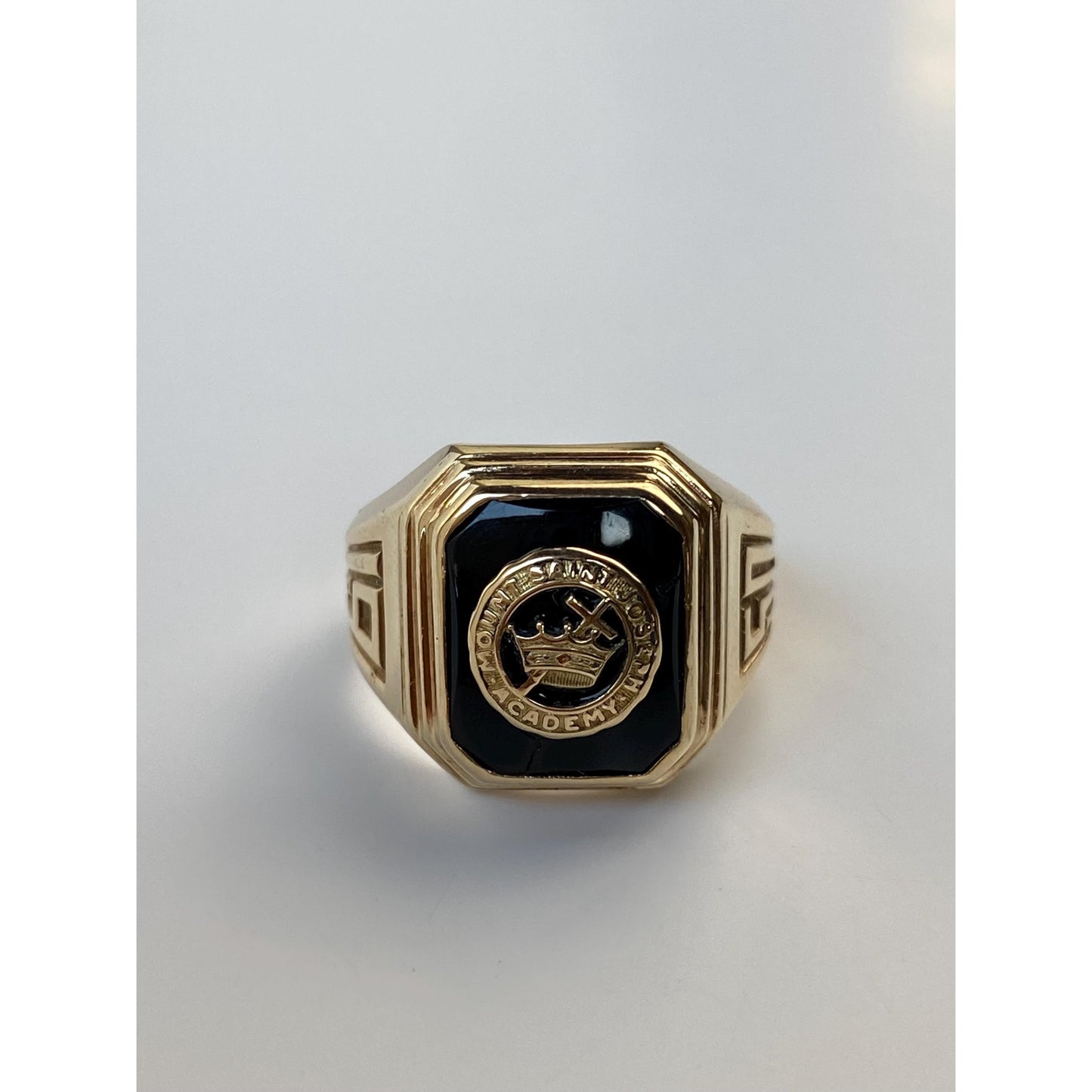 Vintage Solid 10k Yellow Gold Onyx 1951 Class Ring - Size 6