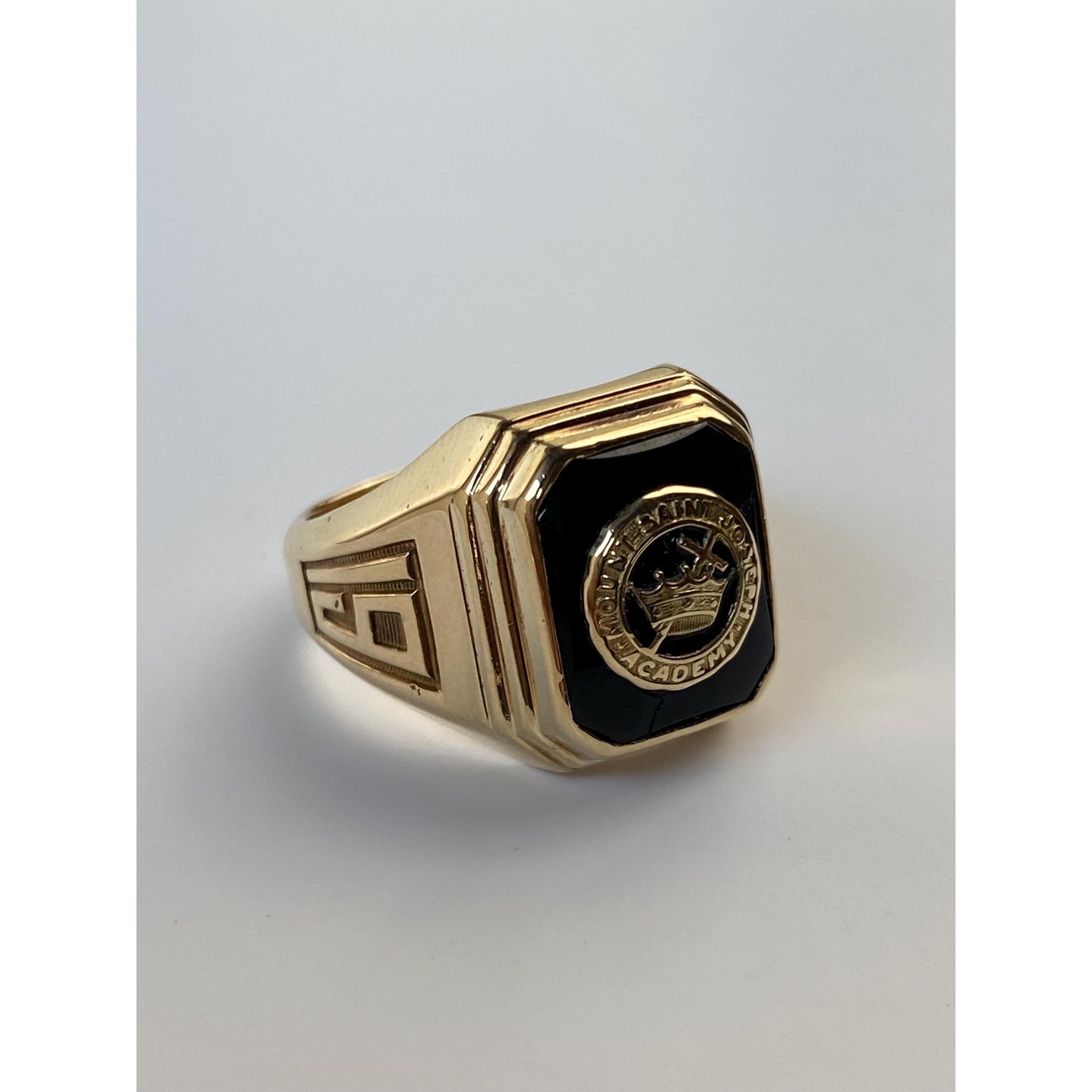 Vintage Solid 10k Yellow Gold Onyx 1951 Class Ring - Size 6