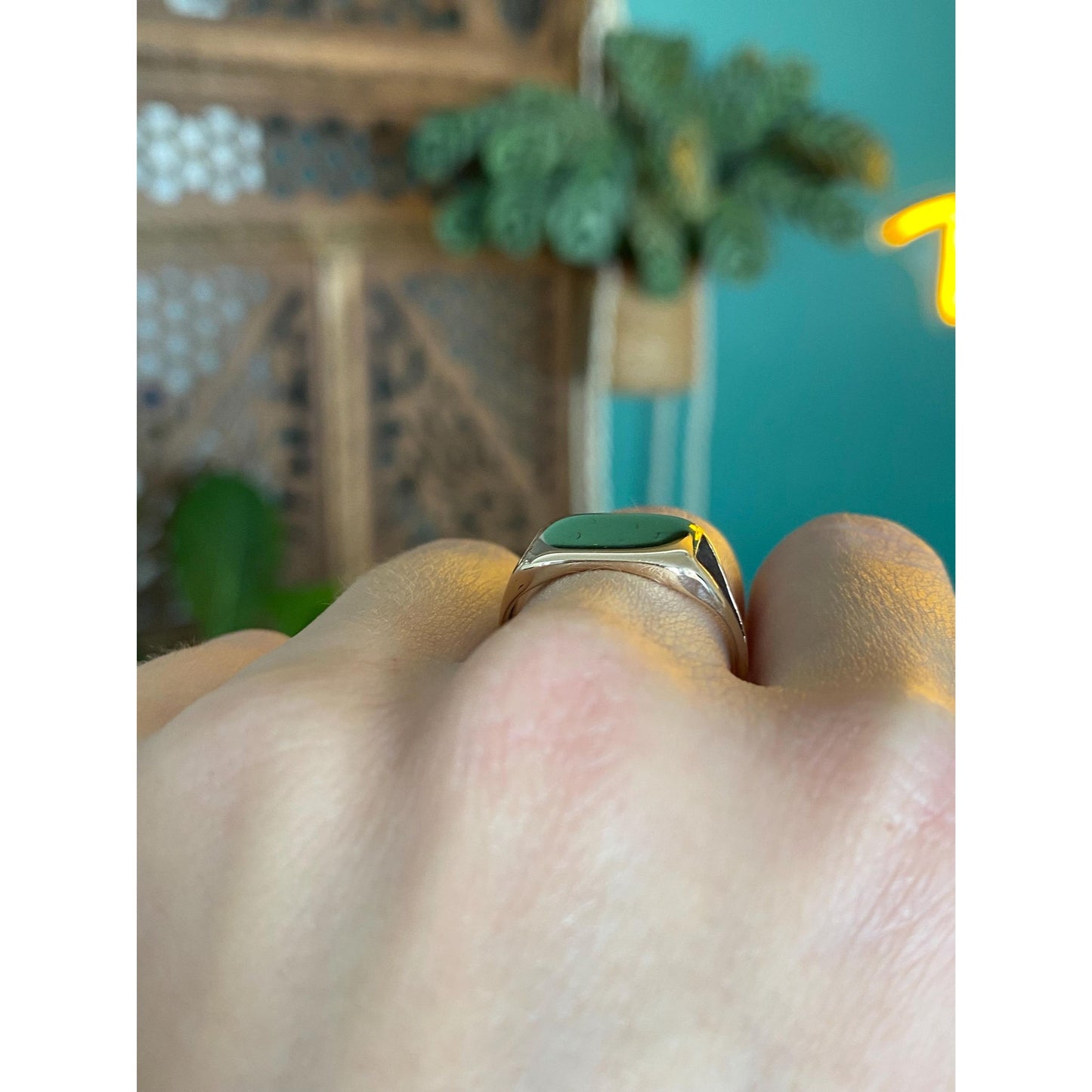 Vintage Solid 9k Yellow Gold Rectangle Signet Ring - Size 8.25