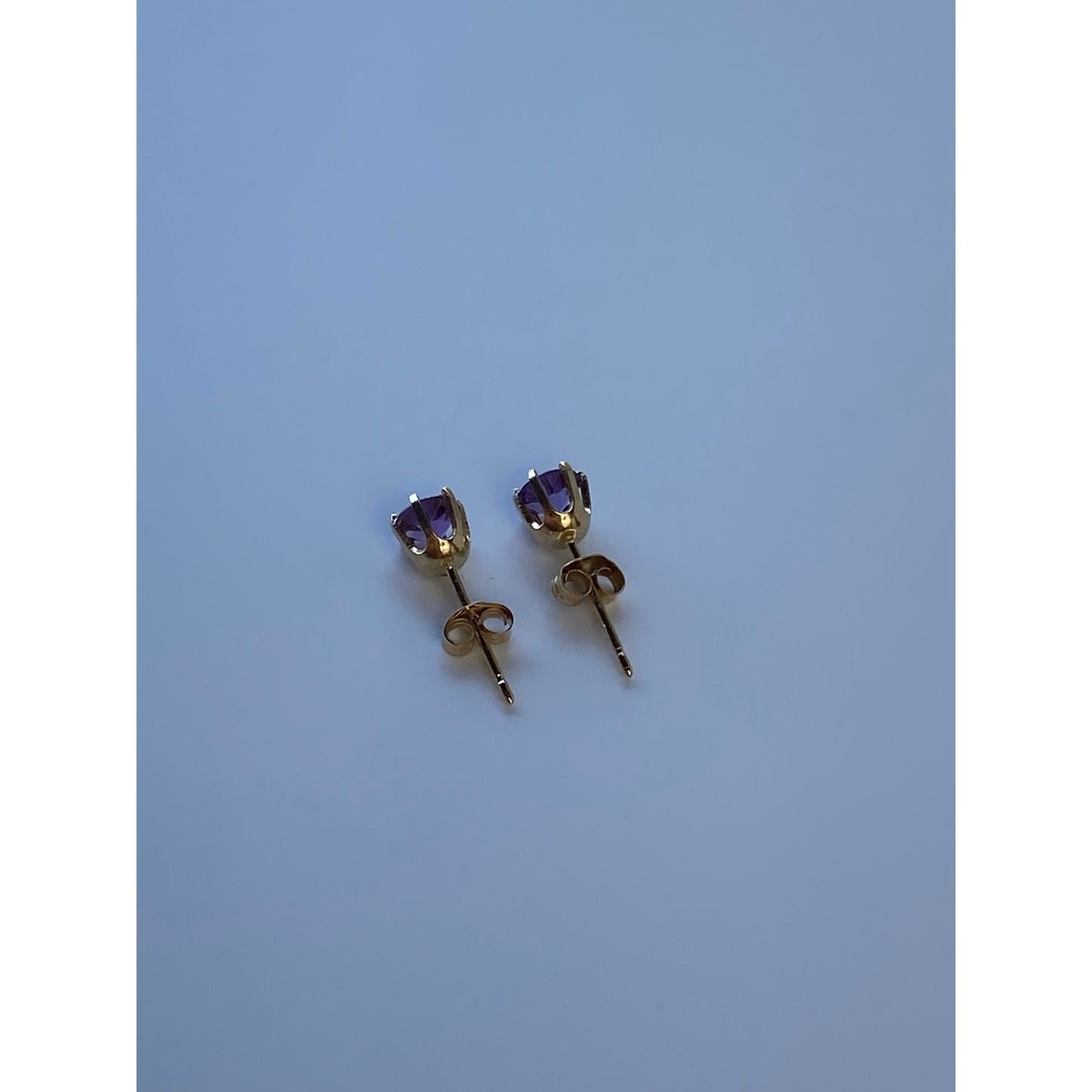 Solid 14k Yellow Gold Lavender Cubic Zirconia Stud Earrings