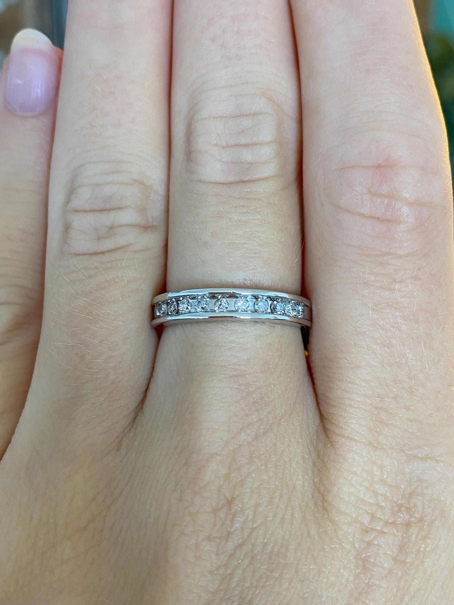 Vintage Solid 14k White Gold Diamond Ring Band - Size 6.75