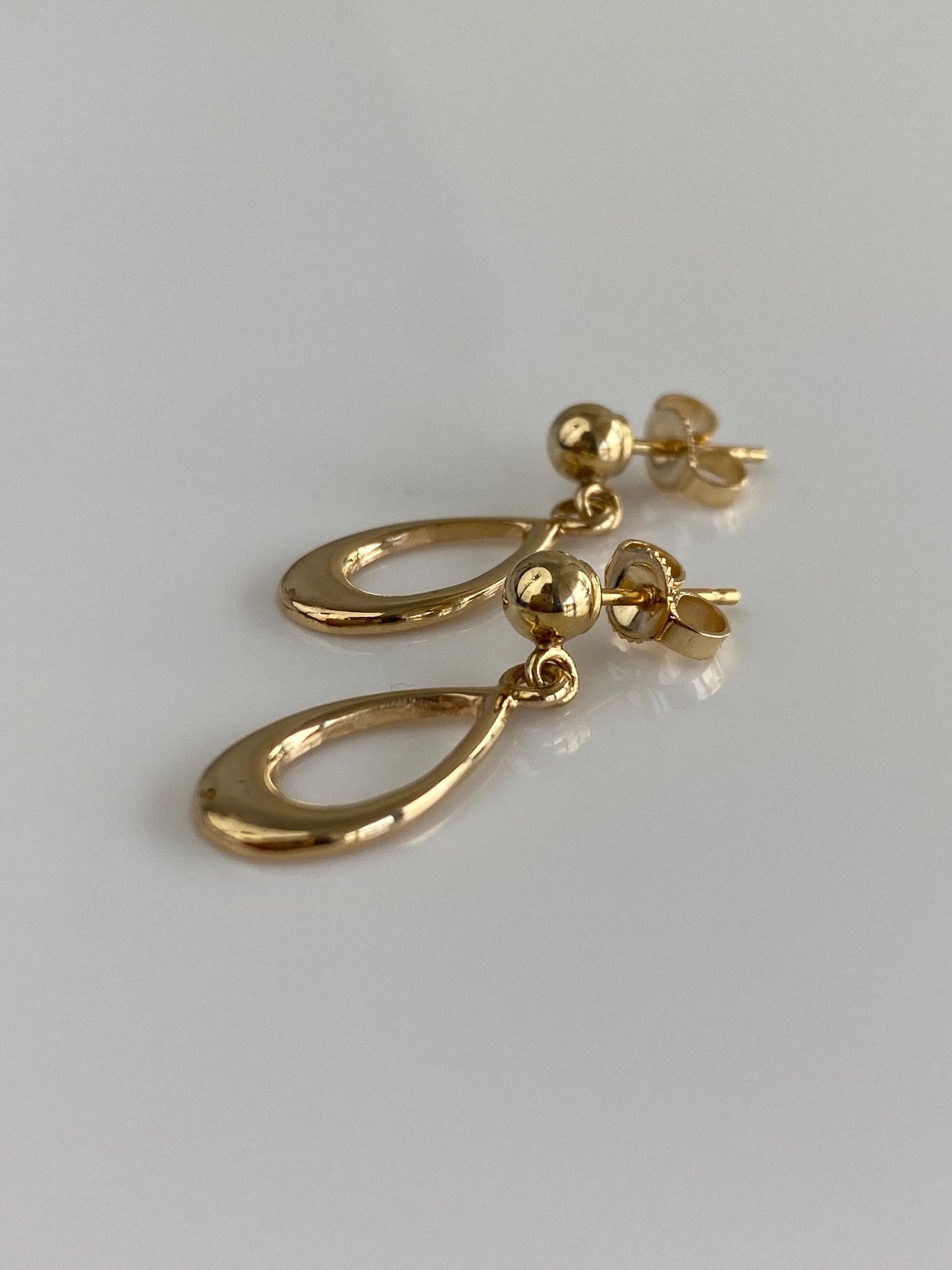 Vintage 14k Yellow Gold Open Teardrop Dangle Stud Earrings
