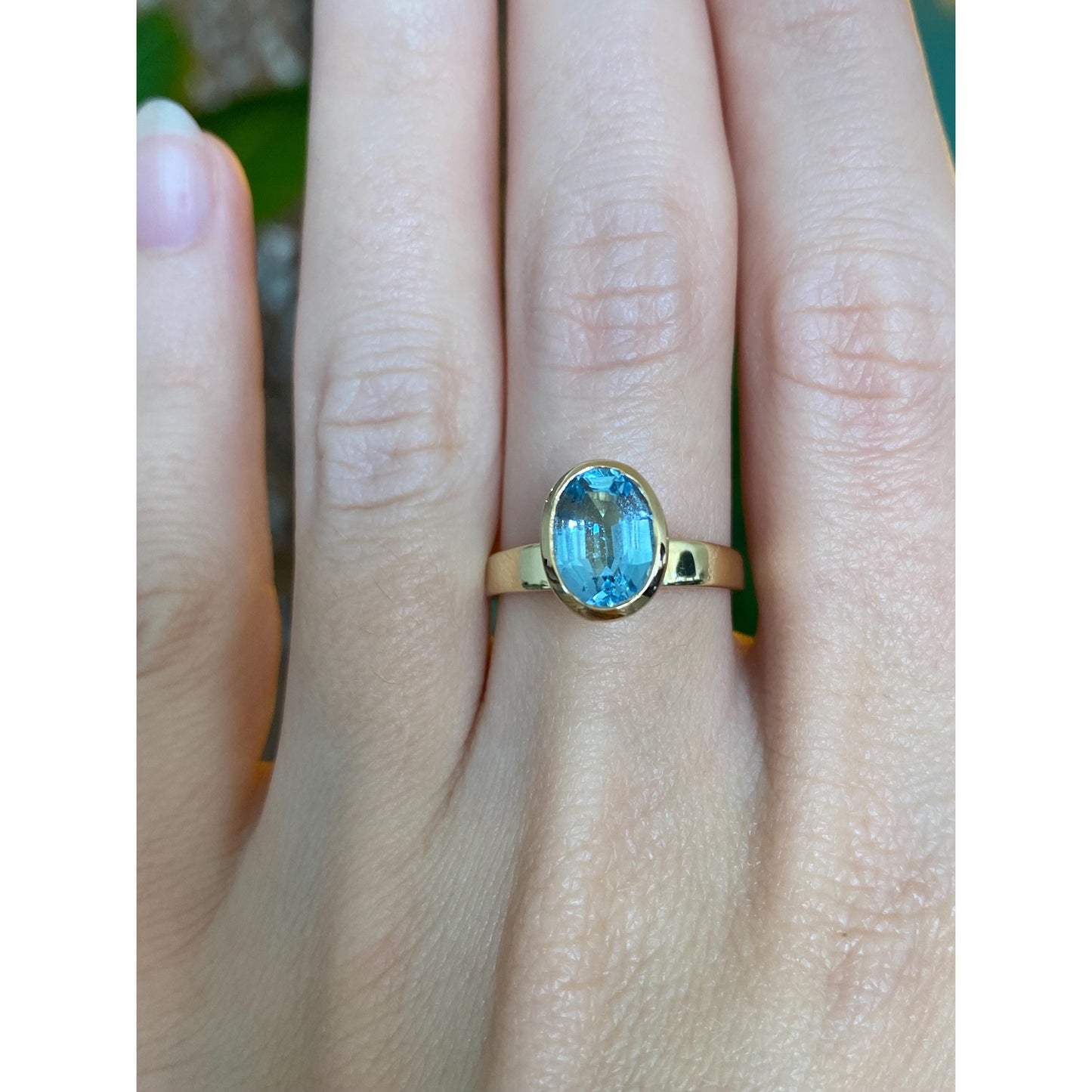 Vintage Solid 14k Yellow Gold Aquamarine Ring - Size 6.75
