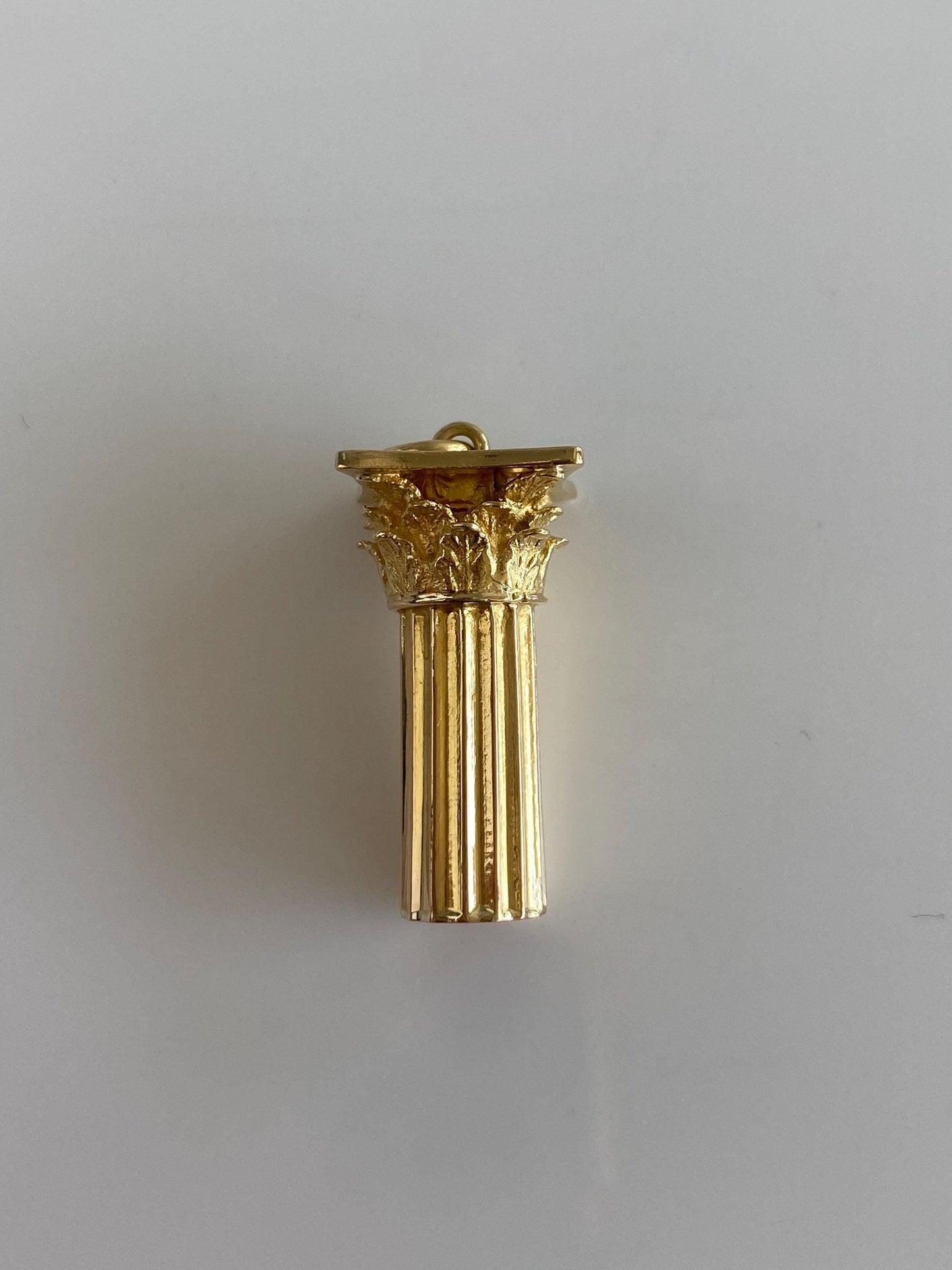 Vintage 18k Yellow Gold Large Column Charm