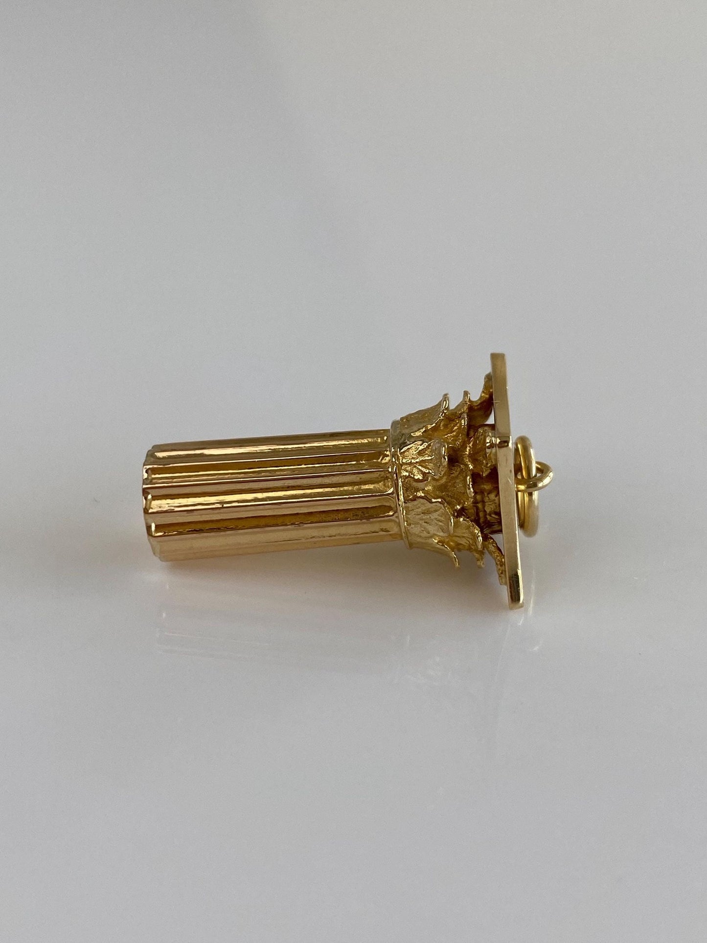 Vintage 18k Yellow Gold Large Column Charm