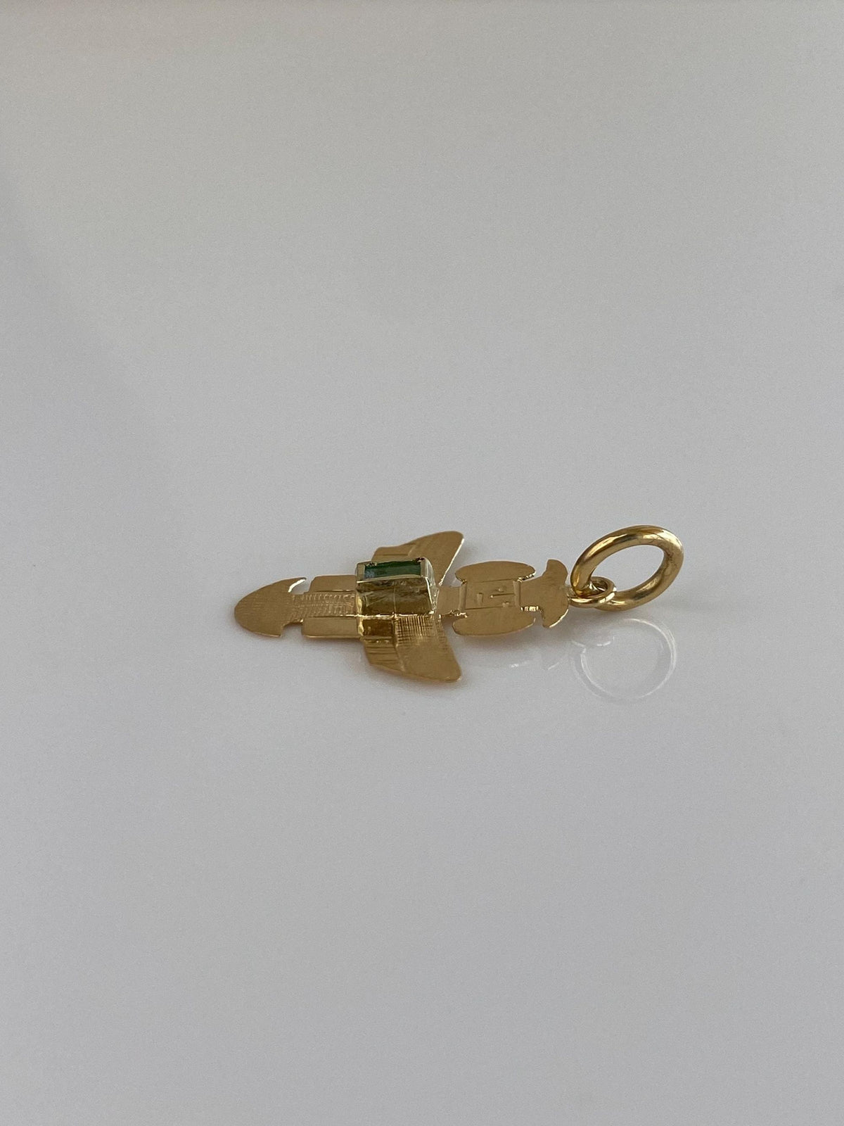 Vintage Solid 18k Yellow Gold Emerald Inca Charm