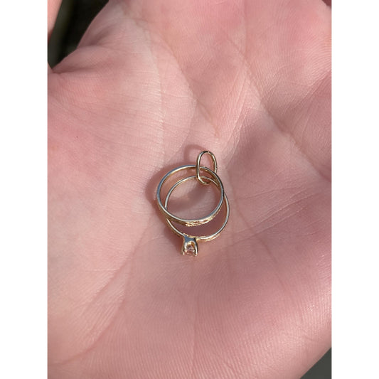 Vintage Solid 14k Yellow Gold Clear Quartz Wedding Ring Set Charm