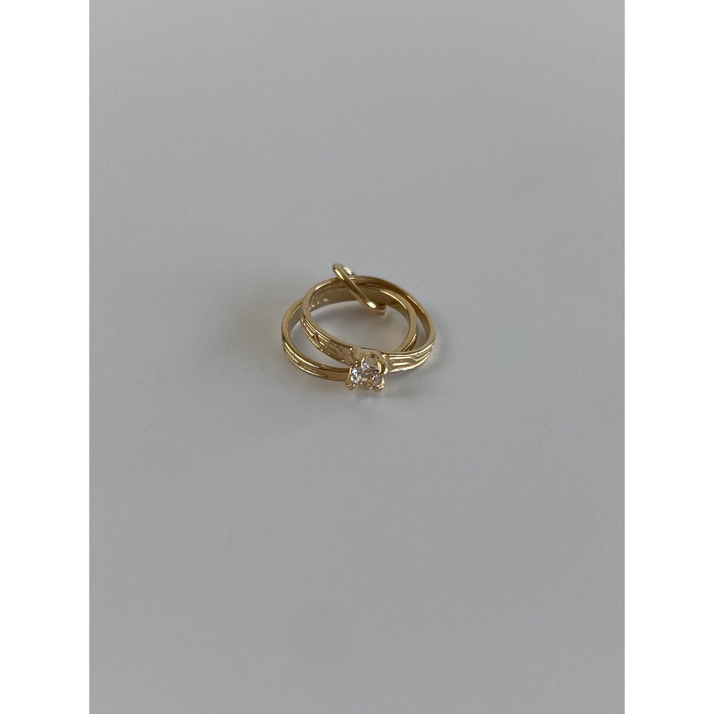 Vintage Solid 14k Yellow Gold Clear Quartz Wedding Ring Set Charm