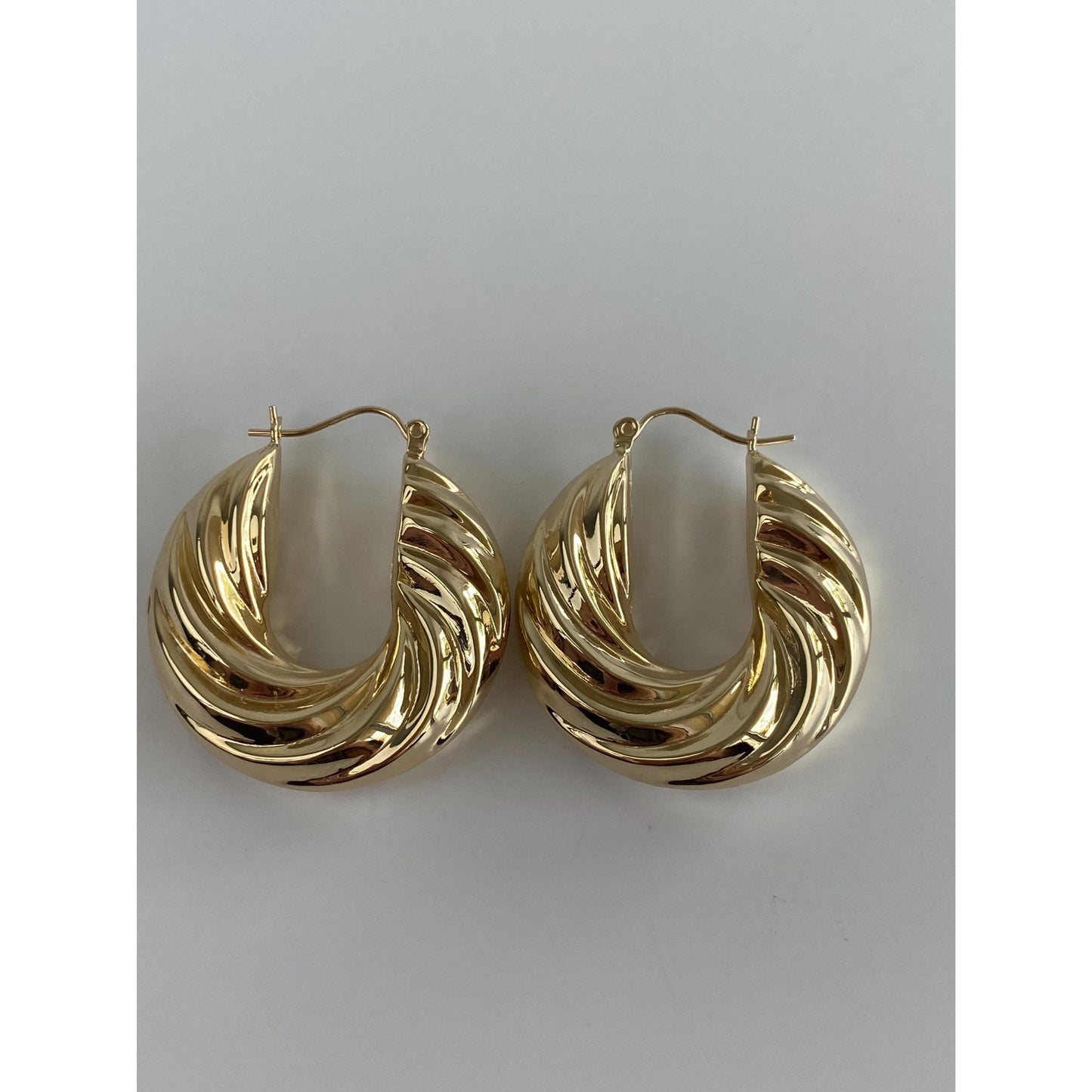 Vintage 14k Yellow Gold Chunky Twist Hoop Earrings