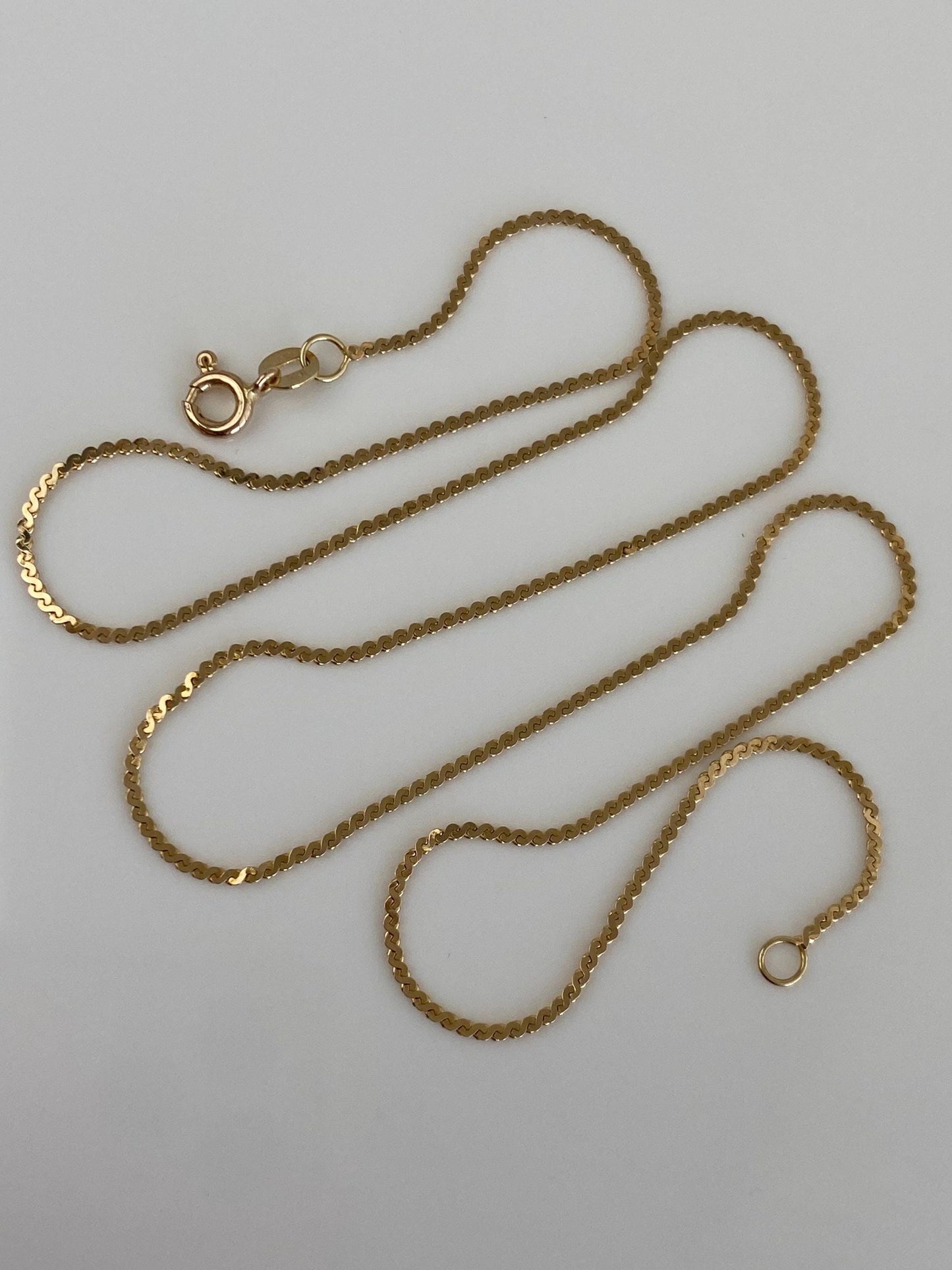 Vintage Solid 14k Yellow Gold Serpentine Chain Necklace - 16.25 inches