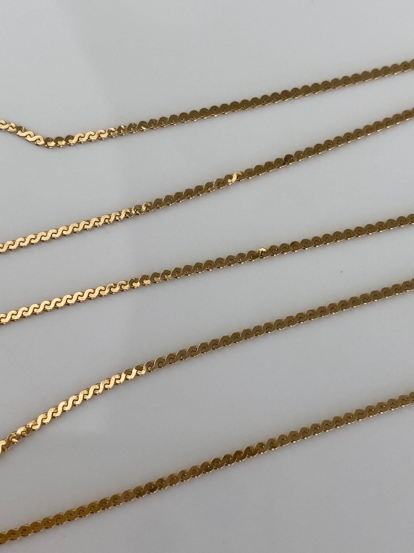 Vintage Solid 14k Yellow Gold Serpentine Chain Necklace - 16.25 inches