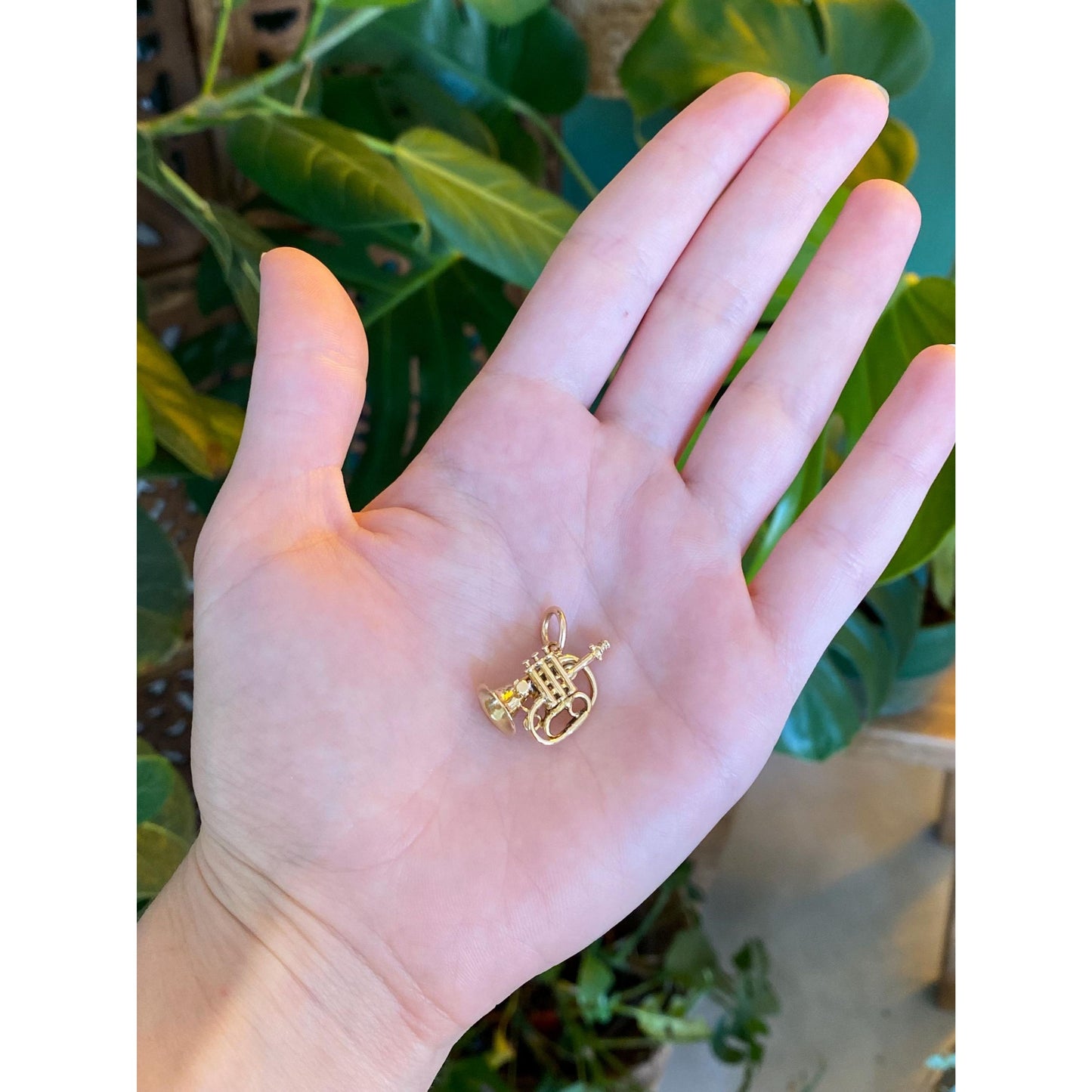 Vintage Solid 18k Yellow Gold Tuba Charm