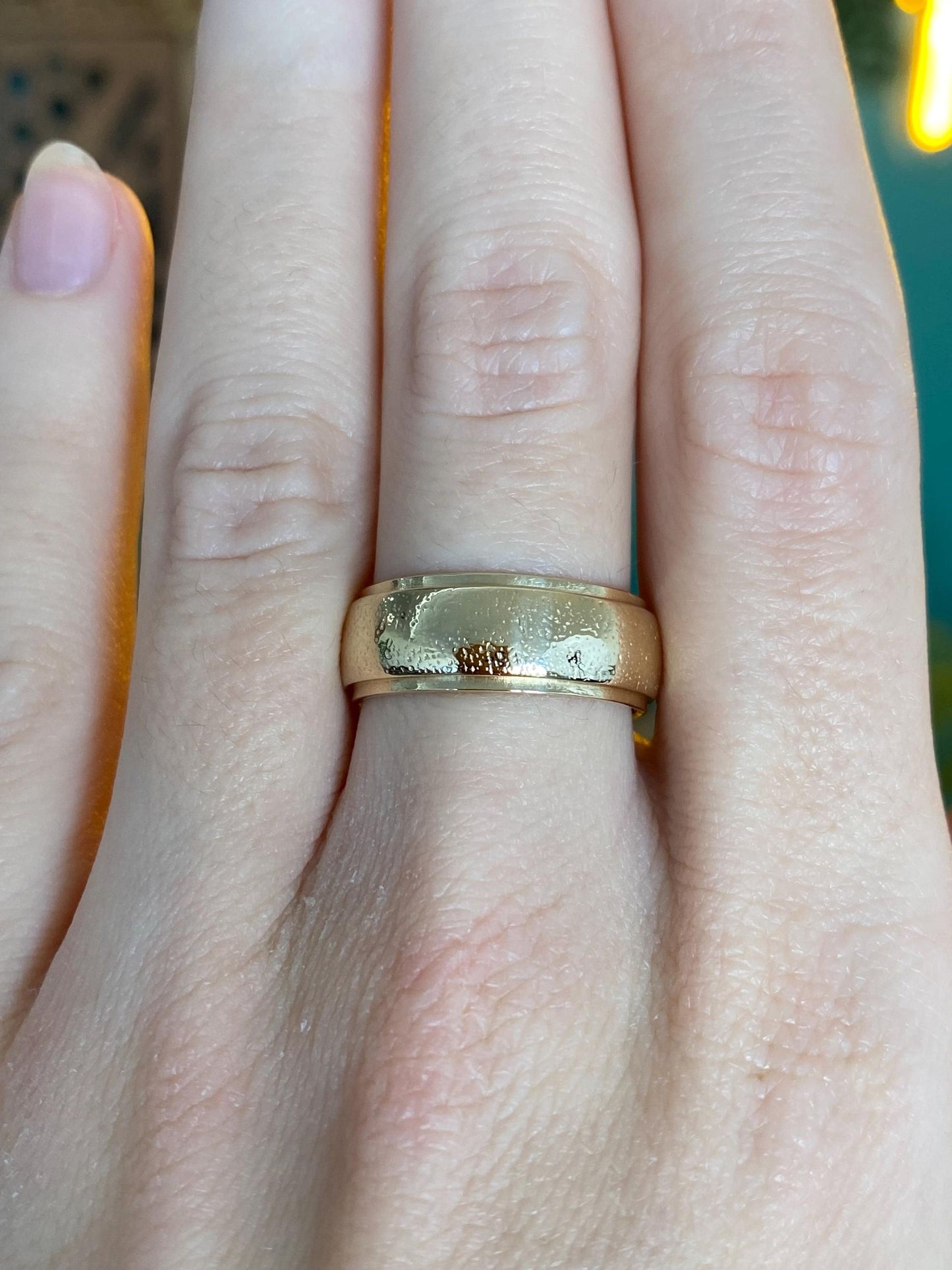 Vintage Solid 14k Yellow Gold Textured Lined Ring Band - Size 7.25