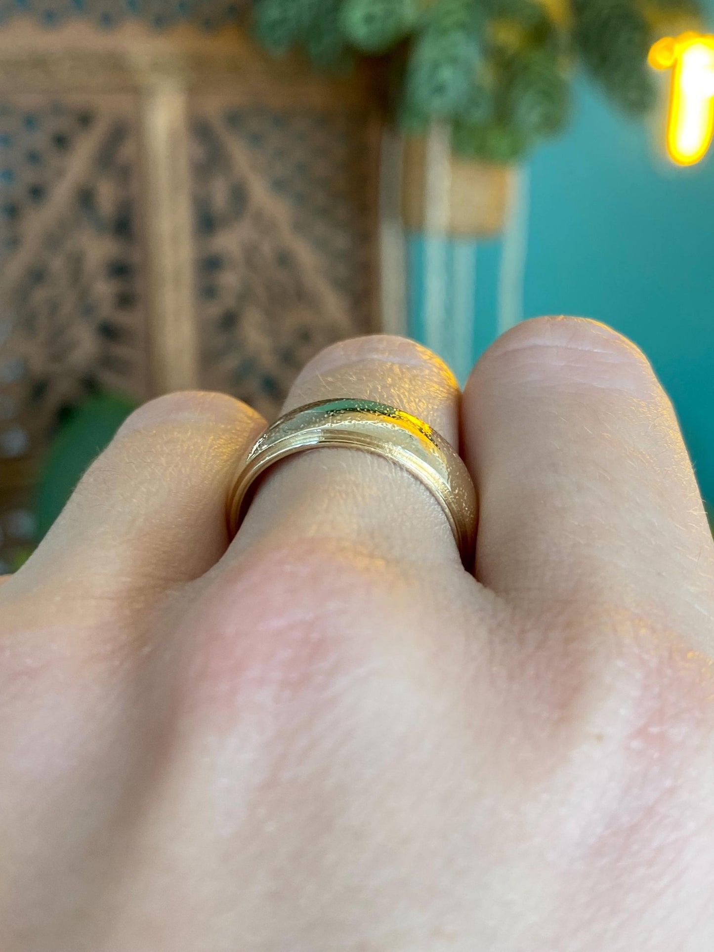 Vintage Solid 14k Yellow Gold Textured Lined Ring Band - Size 7.25