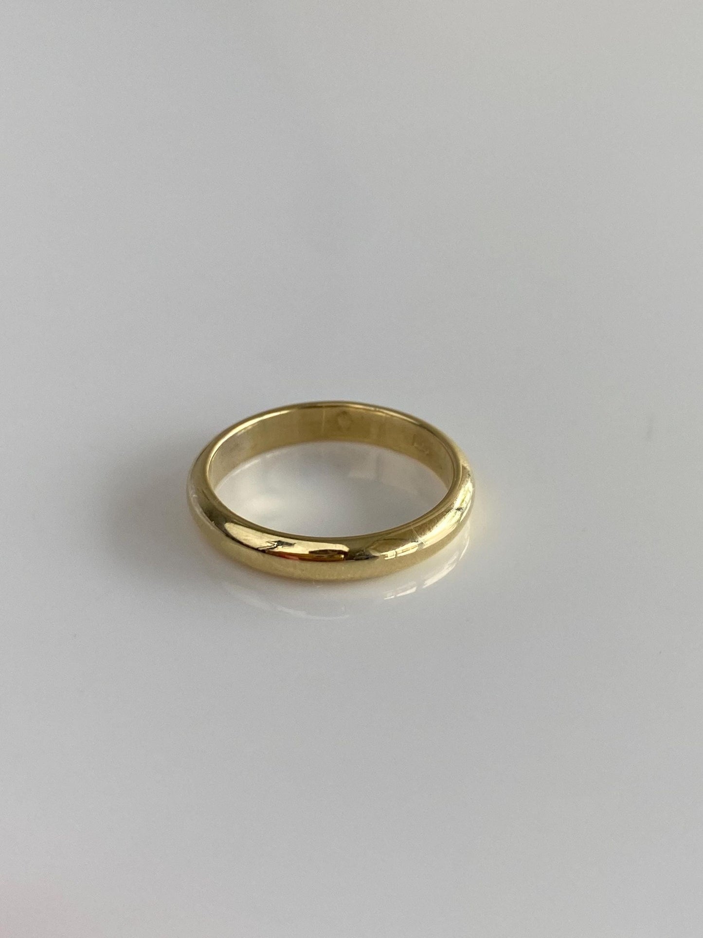 Vintage Solid 14k Yellow Gold Ring Band - Size 5.5